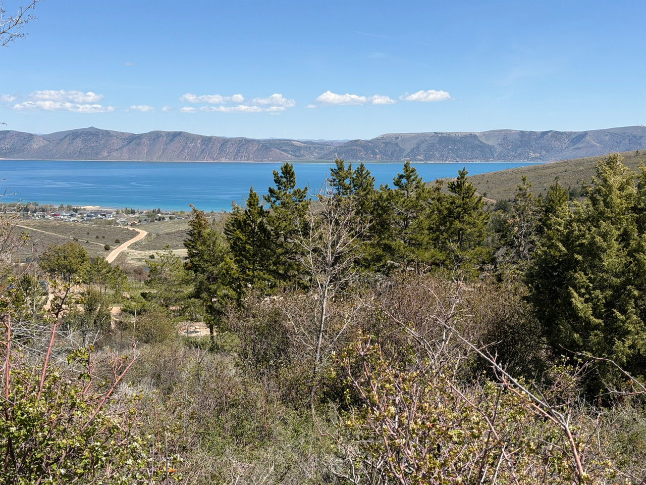 Mountain view featuring a nearby body of water