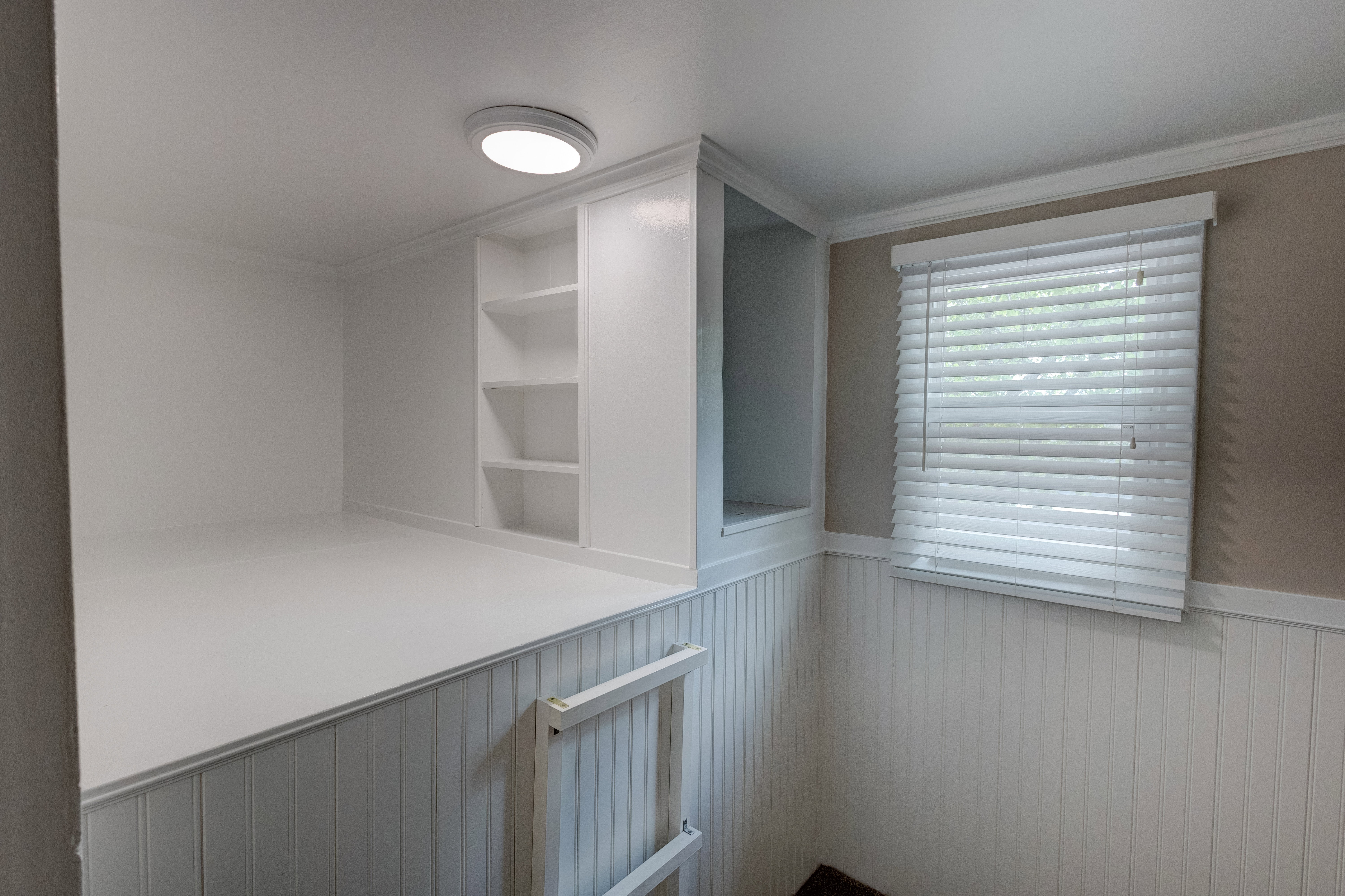 Storage area, closet on main.