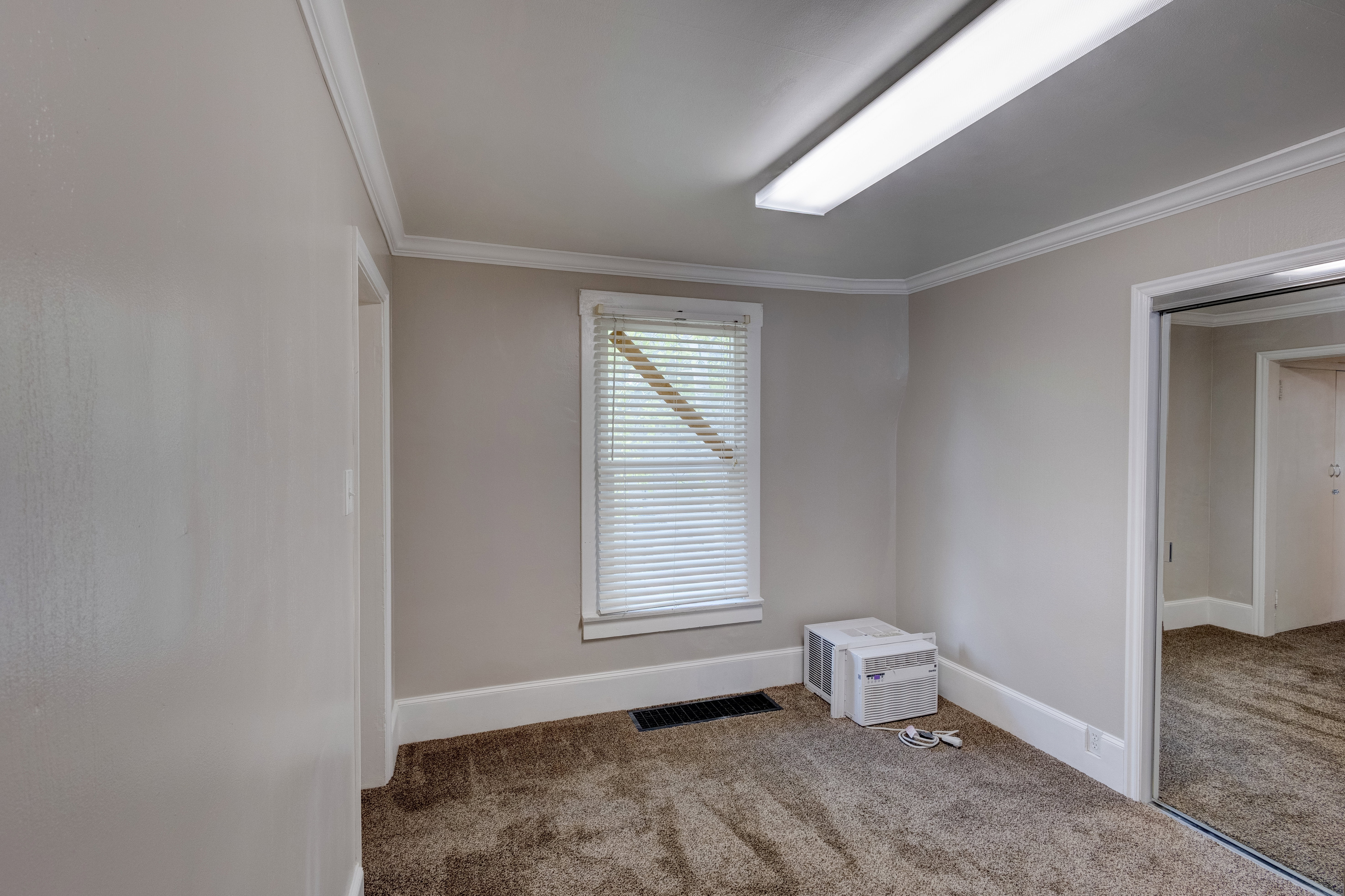 Spare room, optional 2nd bedroom/office.