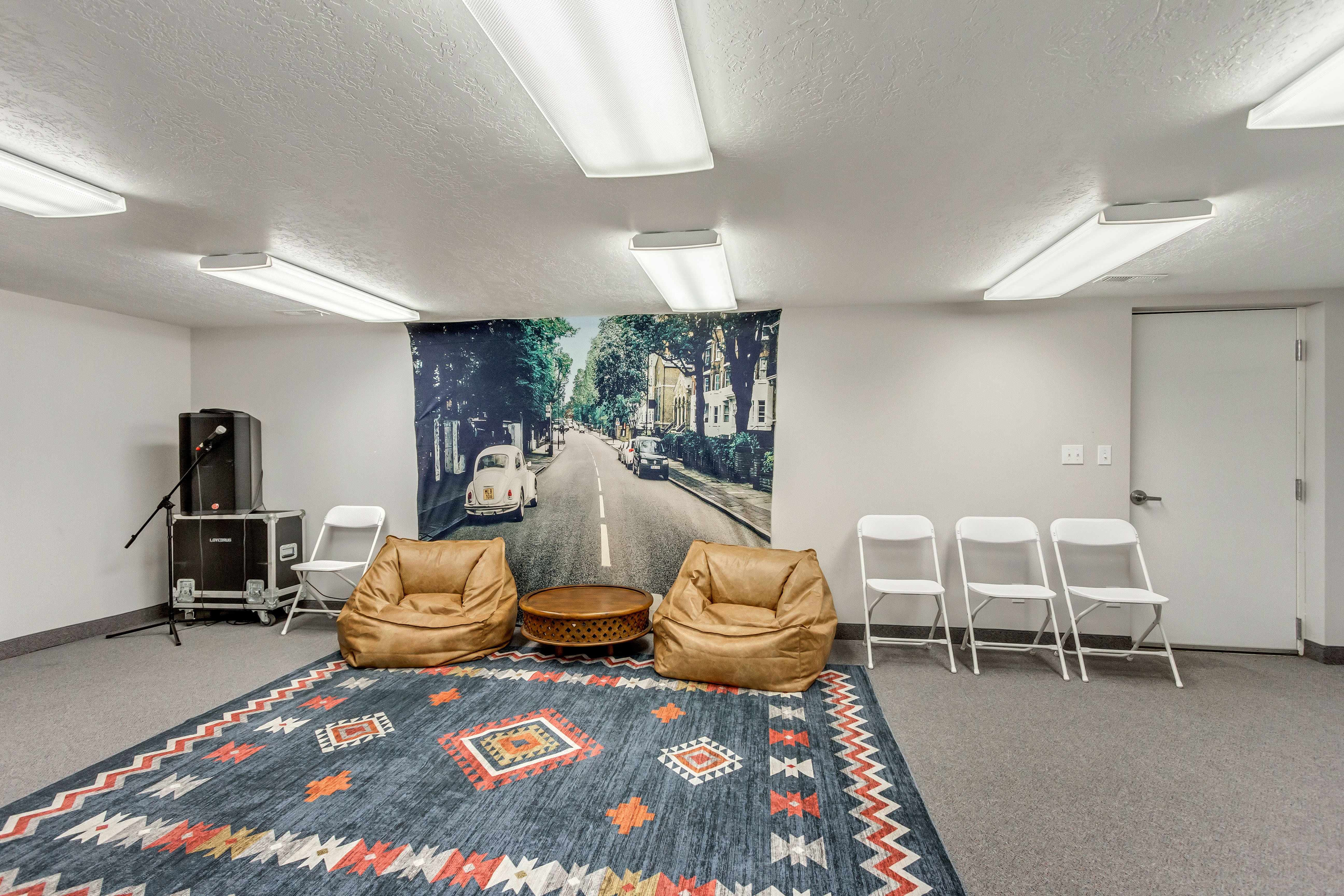 Playroom featuring a textured ceiling