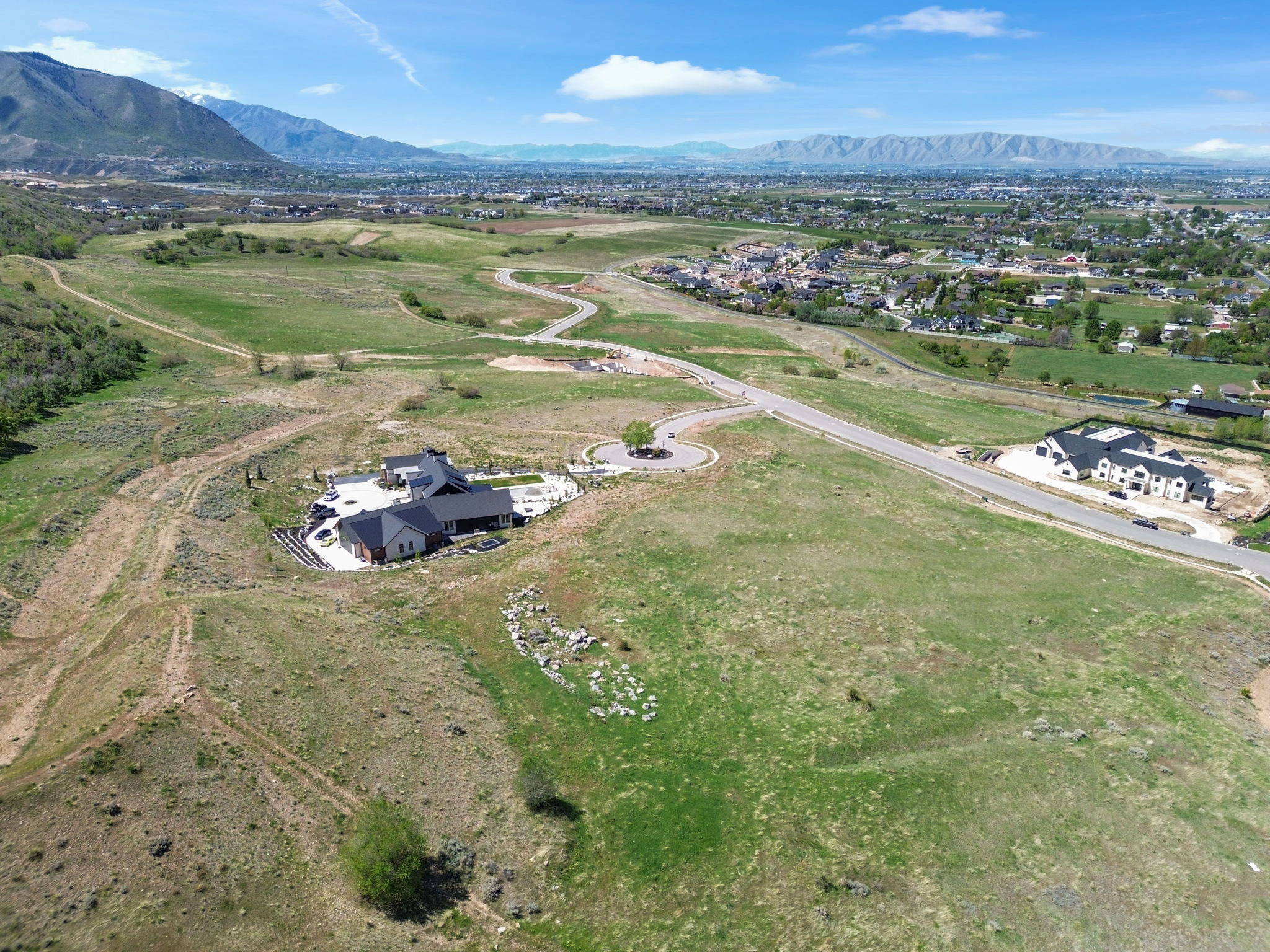 Drone / aerial view of a mountain backdrop