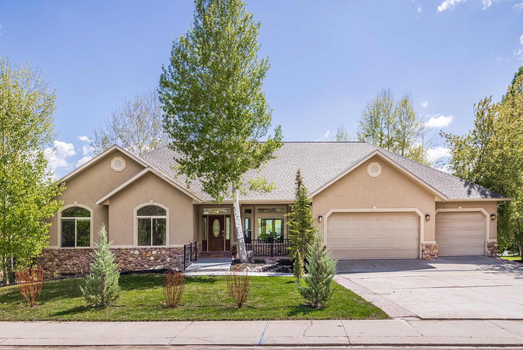 384 N TANNER LN Midway UT 84049
