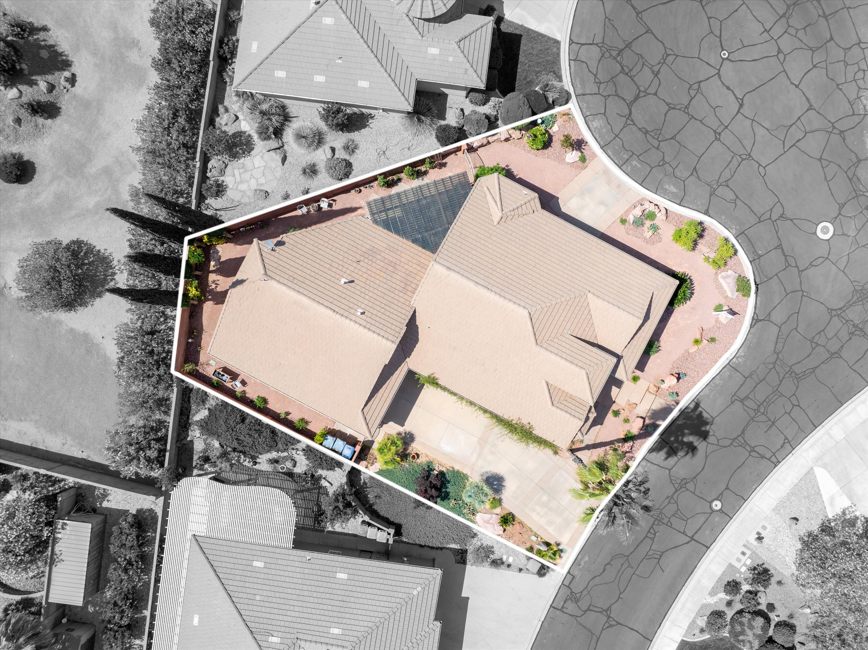 View of subject property with property boundaries highlighted