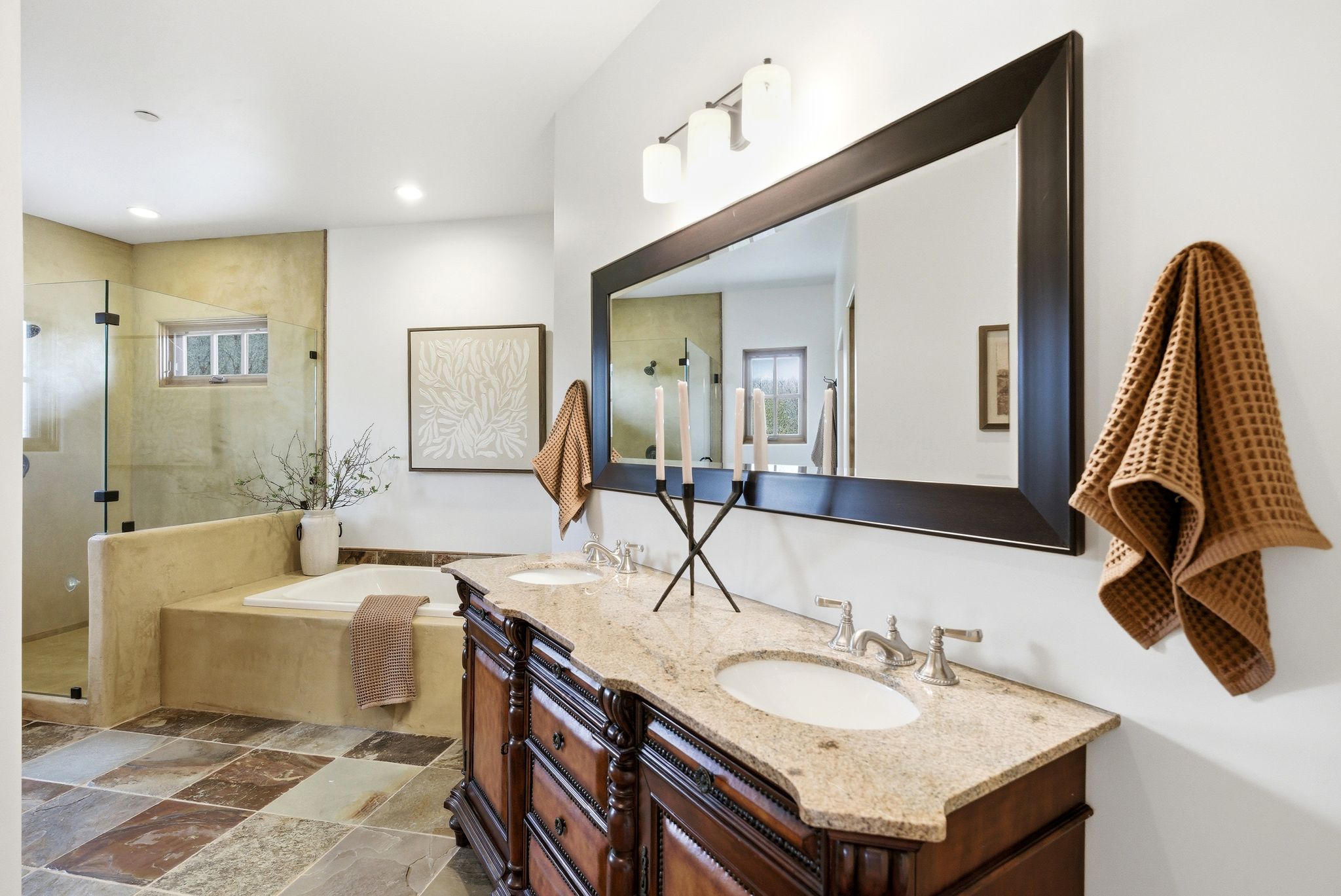 Ensuite Bedroom 4