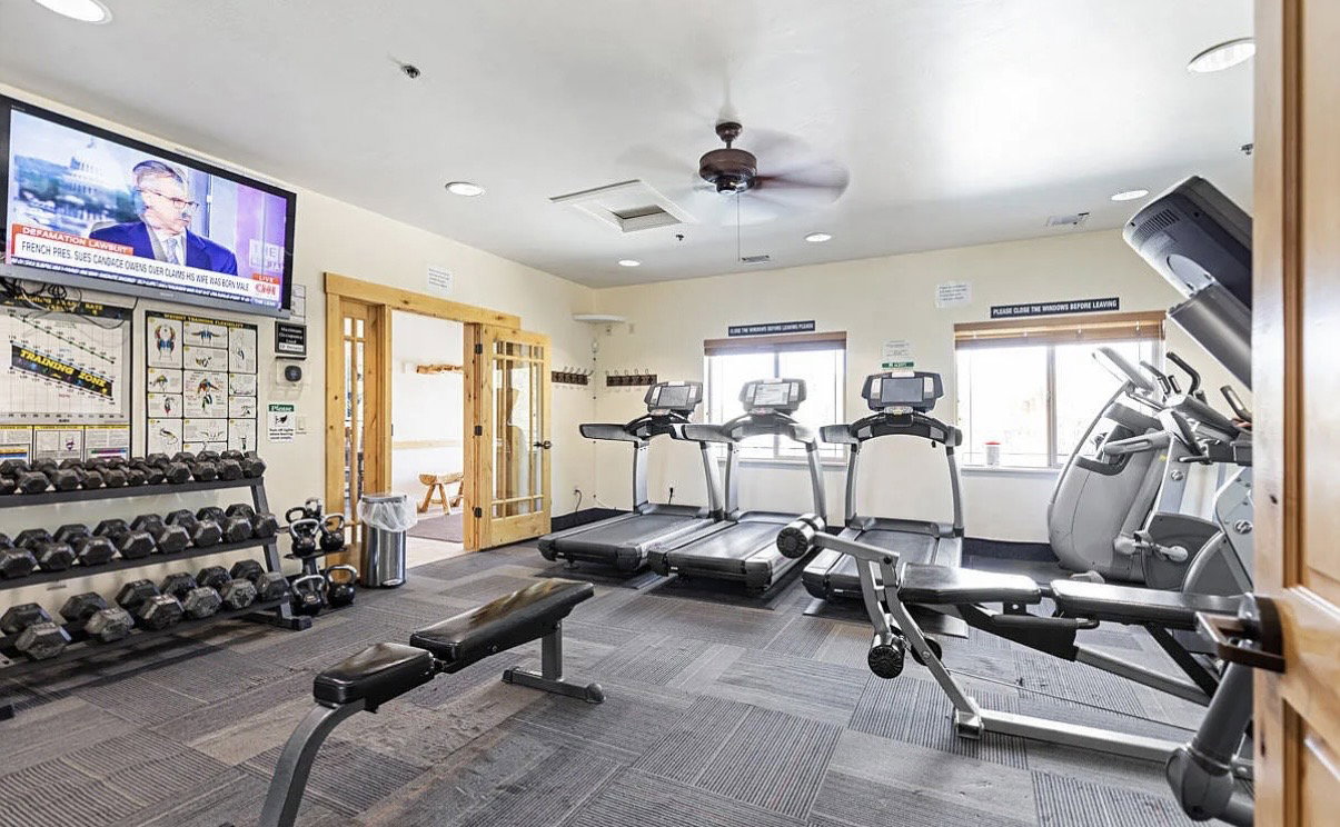 HOA fitness area