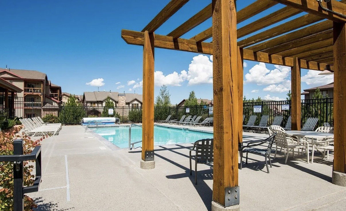 HOA pool