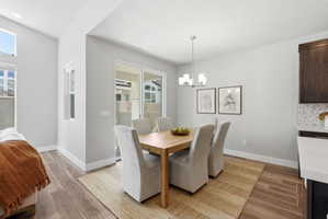 Dining area off kitchen