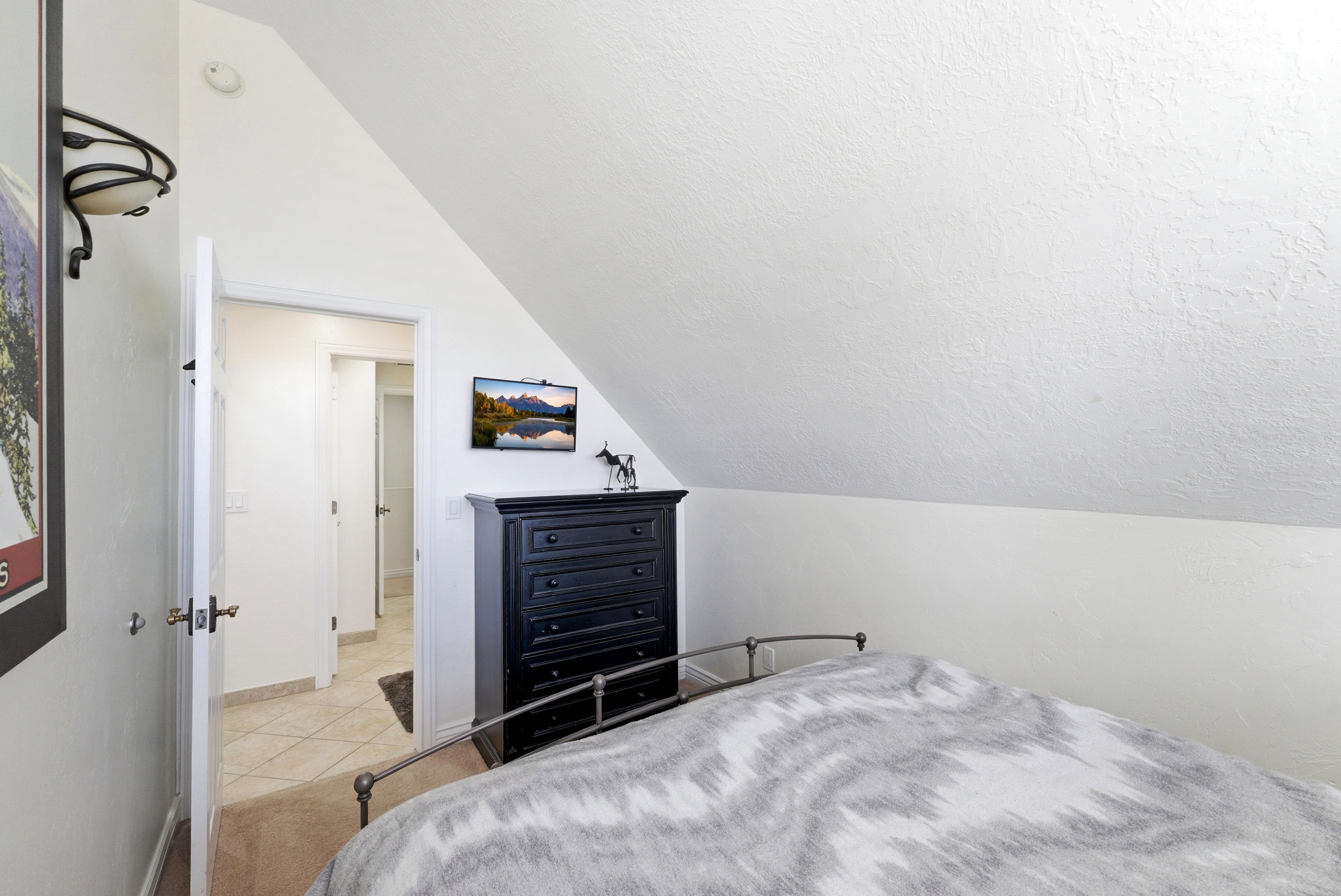 Bedroom with baseboards