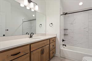 2nd level bathroom