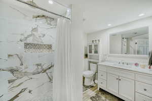 Main level Bathroom