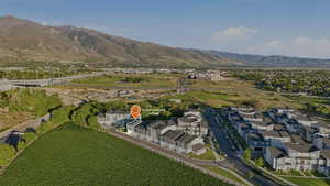 End Unit with views