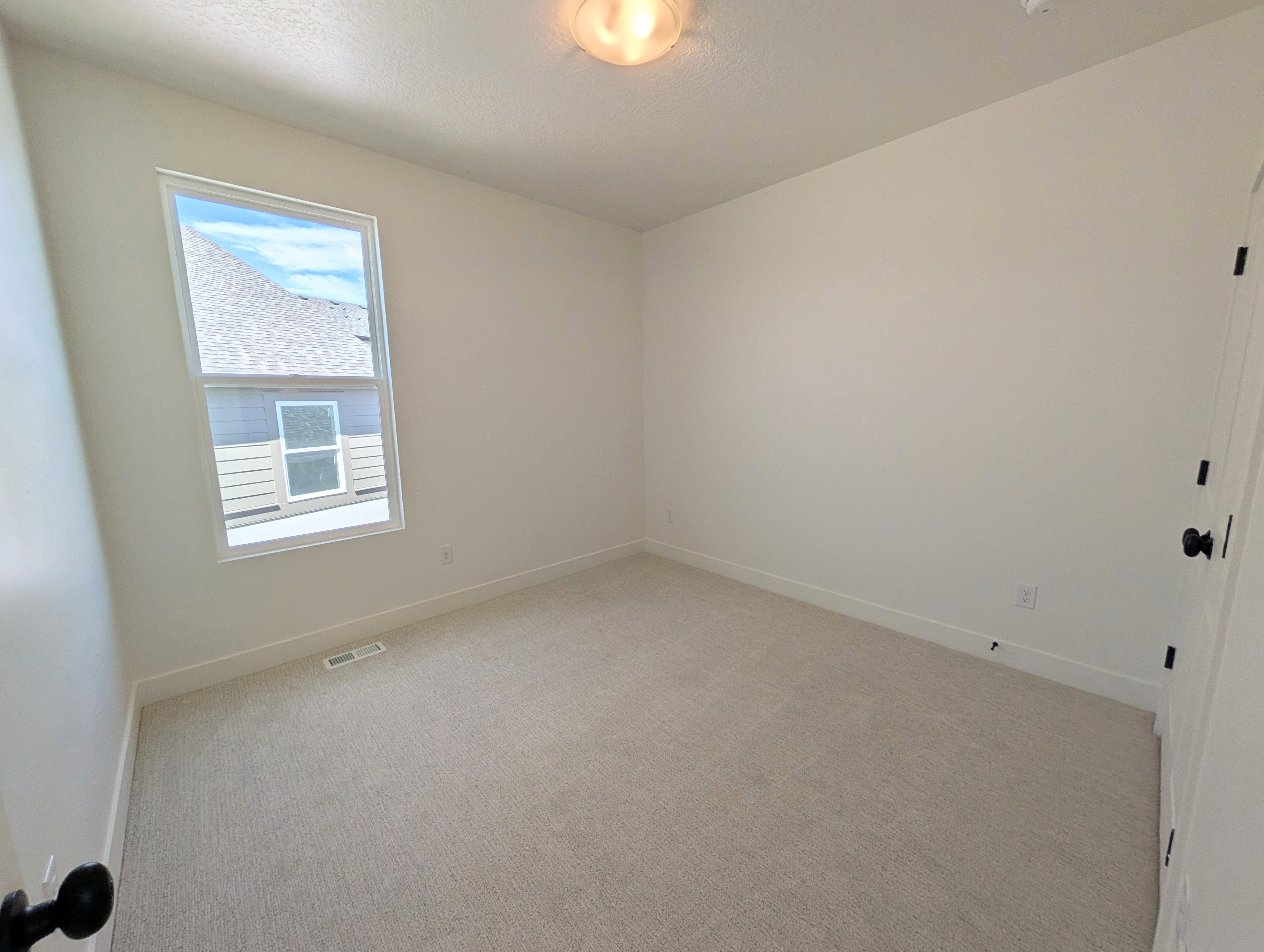 Upper bedroom #3
