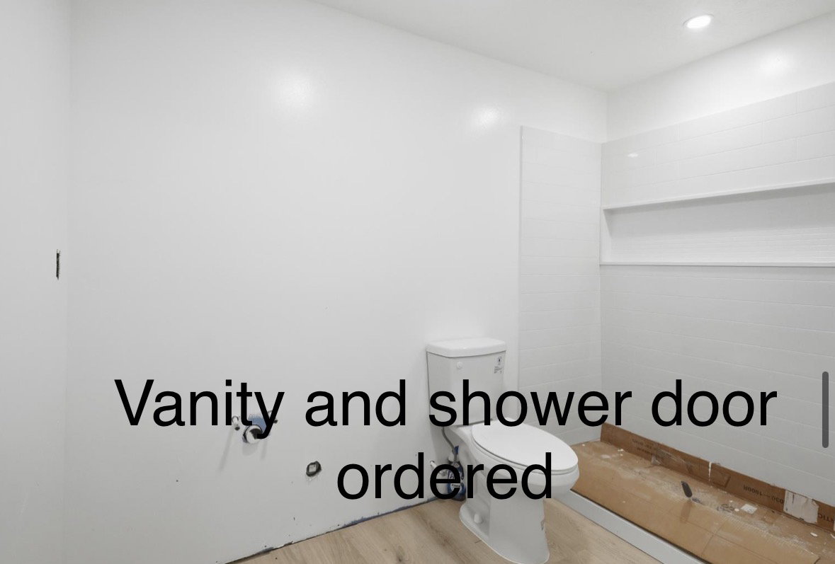 Image quality insufficient for description