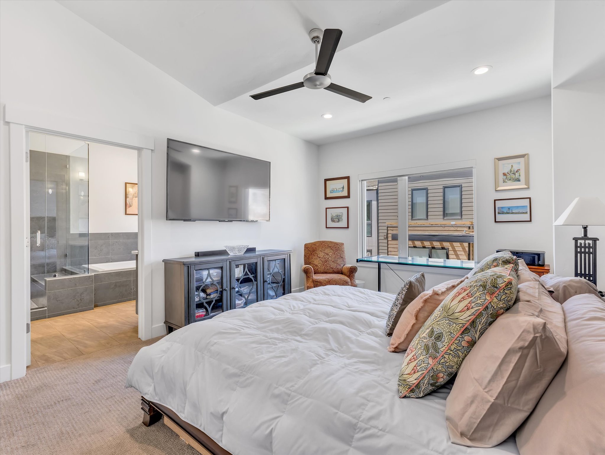 Recessed ceiling with a contemporary ceiling fan and light fixture