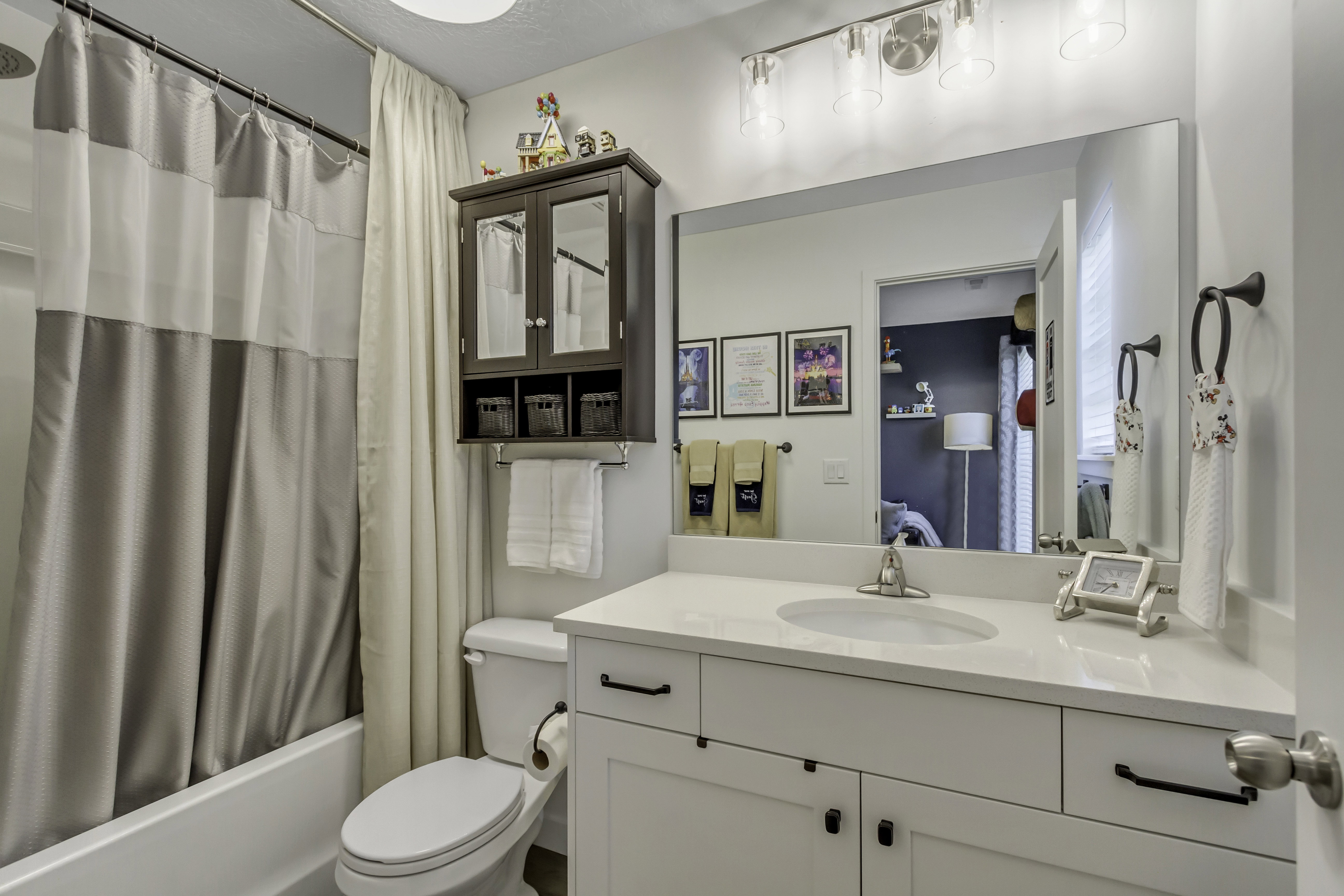 2nd bedroom en suite
