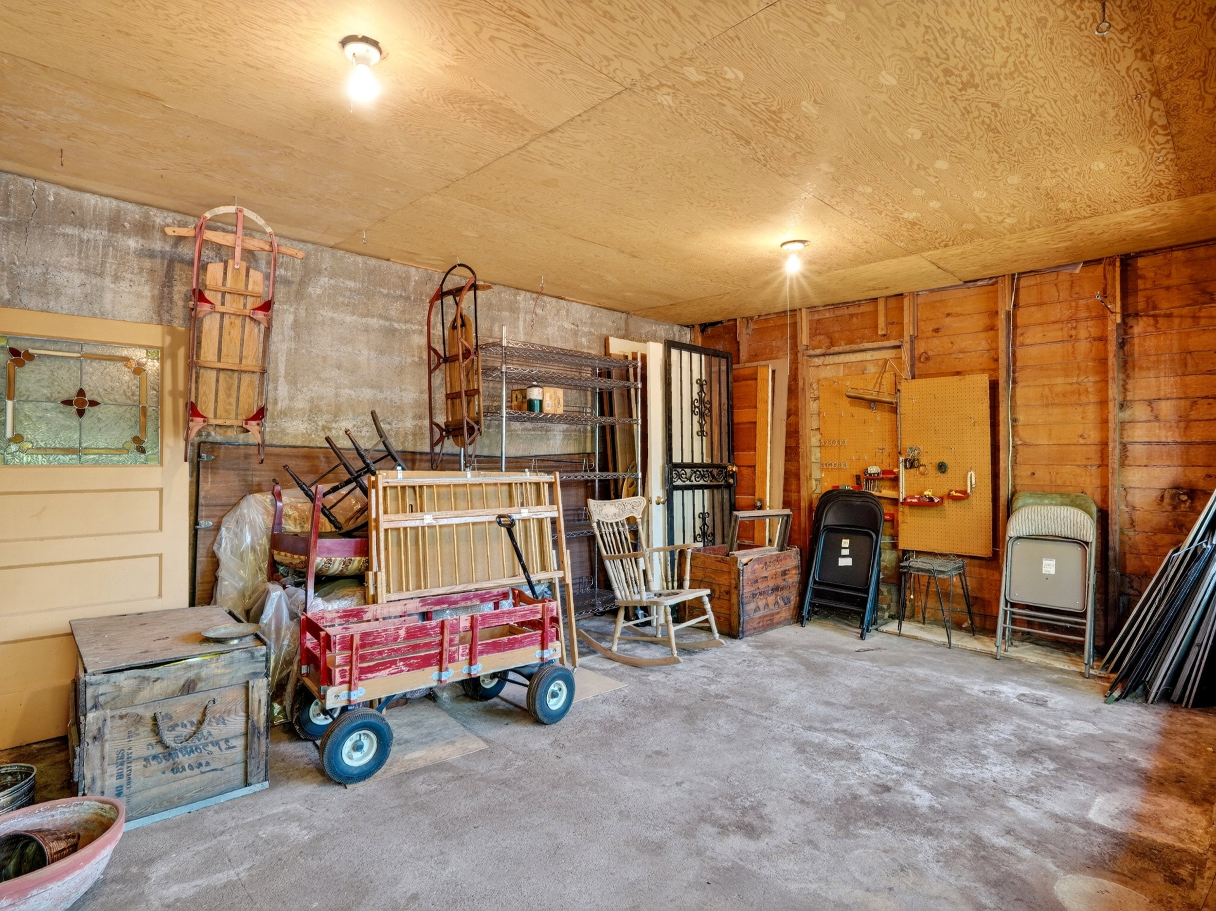 Ideal space for studio