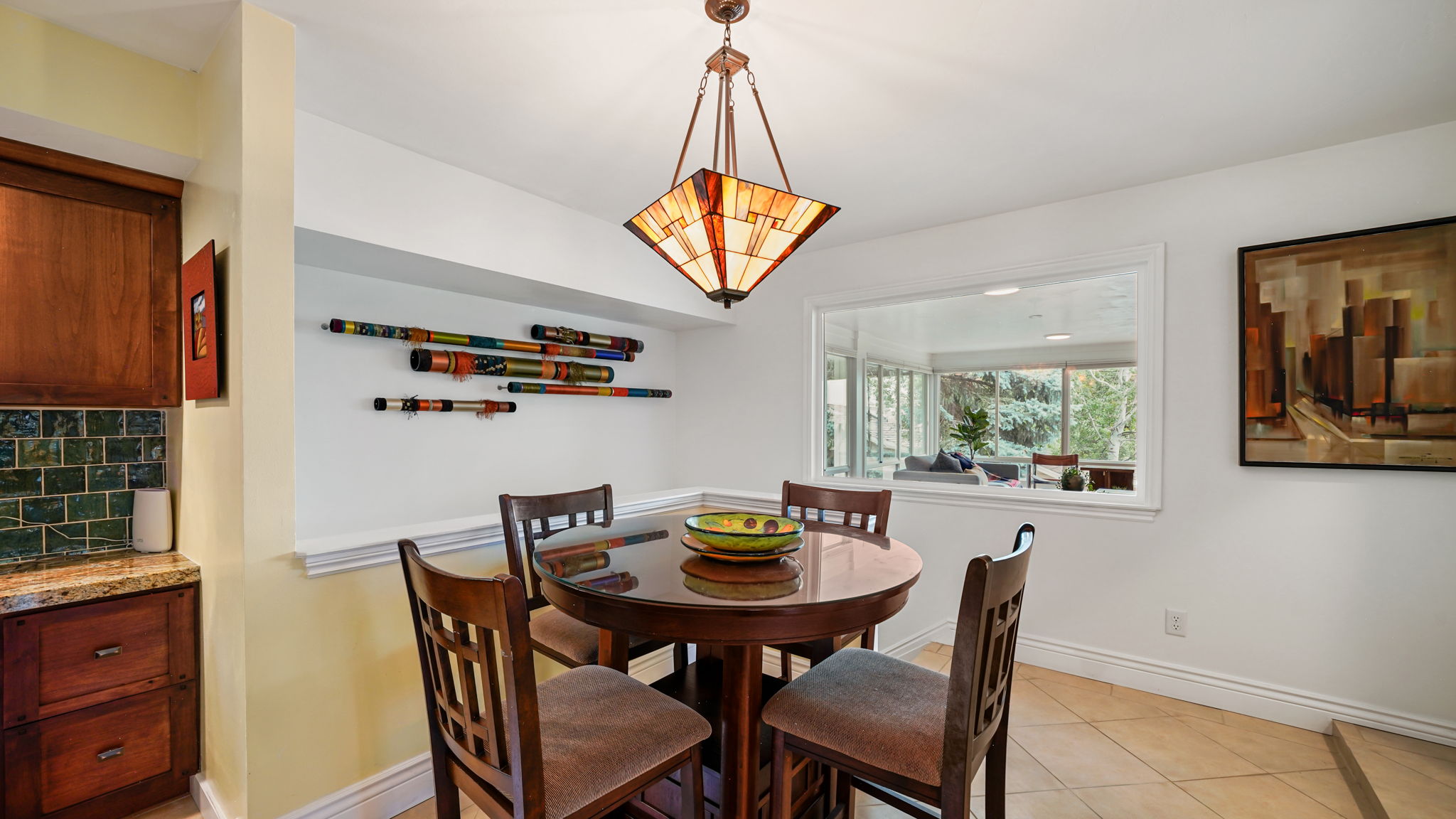 Breakfast nook
