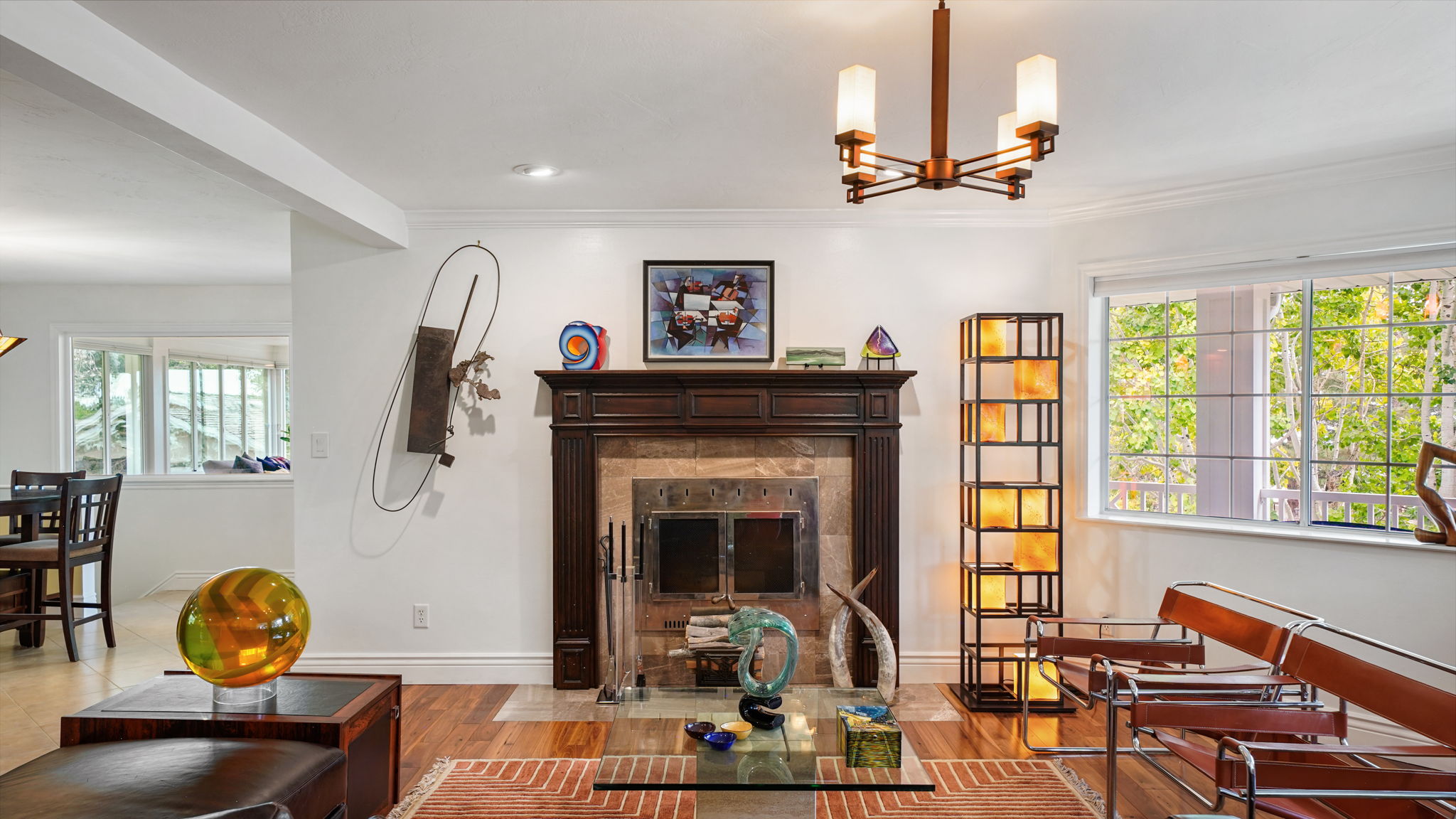 Large Living room off of the kitchen