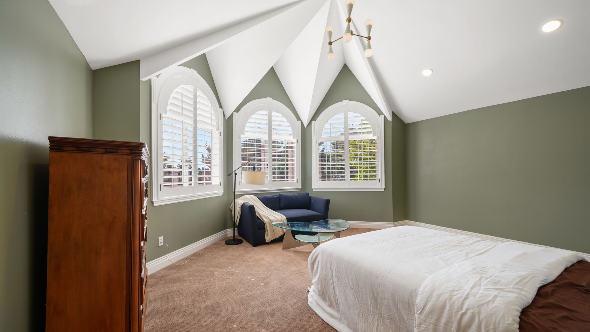 Amazing Primary Suite with tons character and breathtaking valley views!