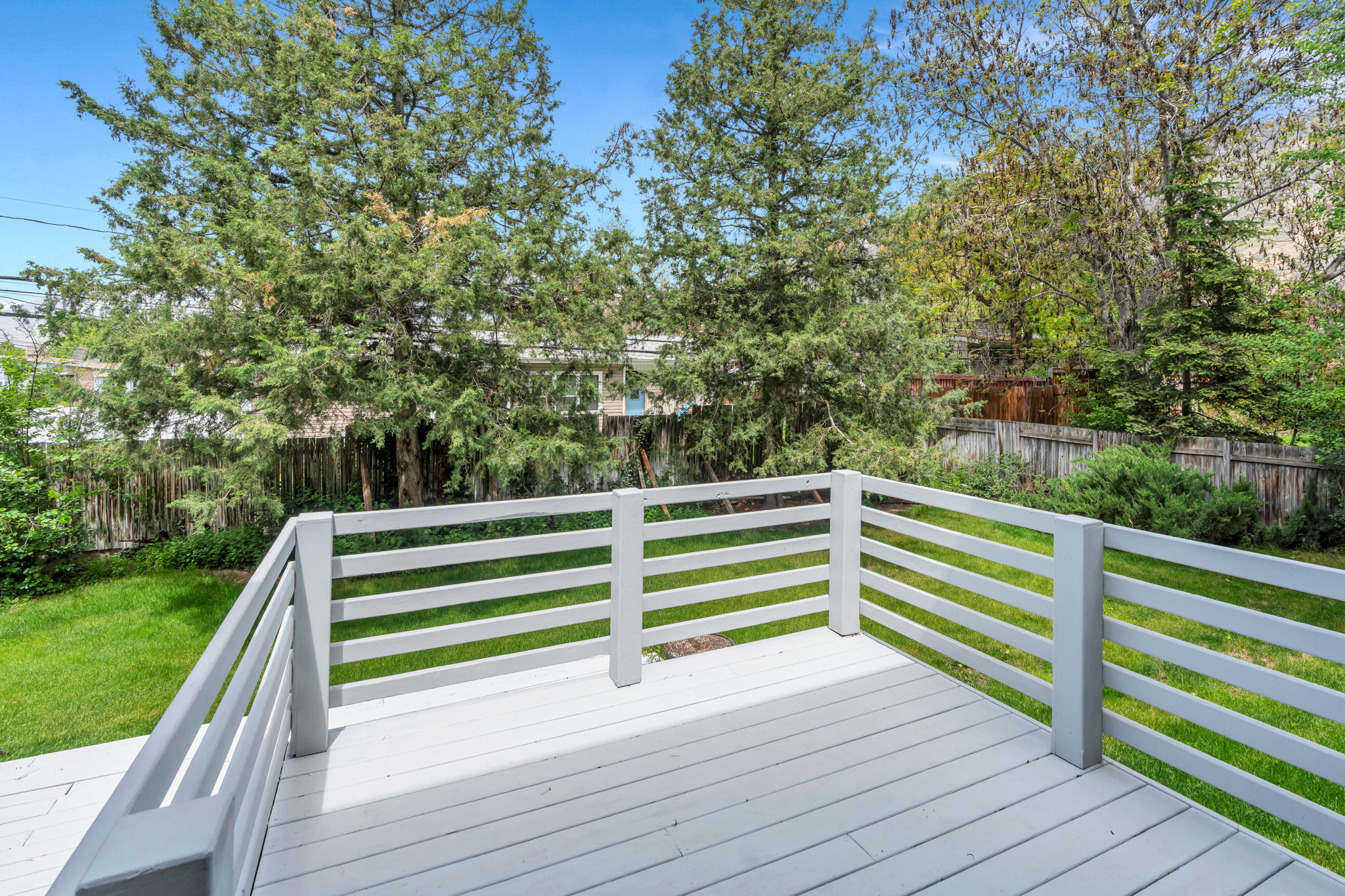 Deck off of kitchen dining area