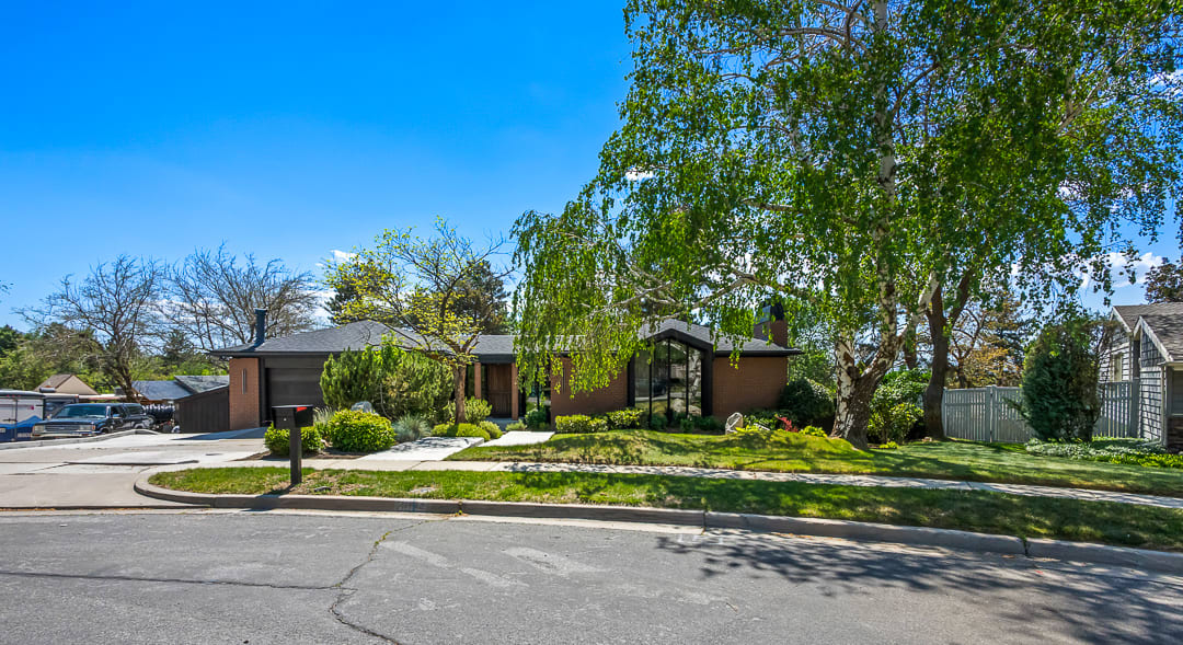 3545 E AVONDALE DR Cottonwood Heights UT 84121