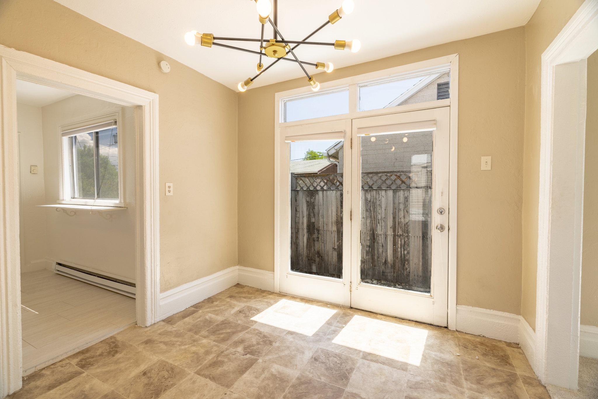 Tile-look flooring with ample natural illumination