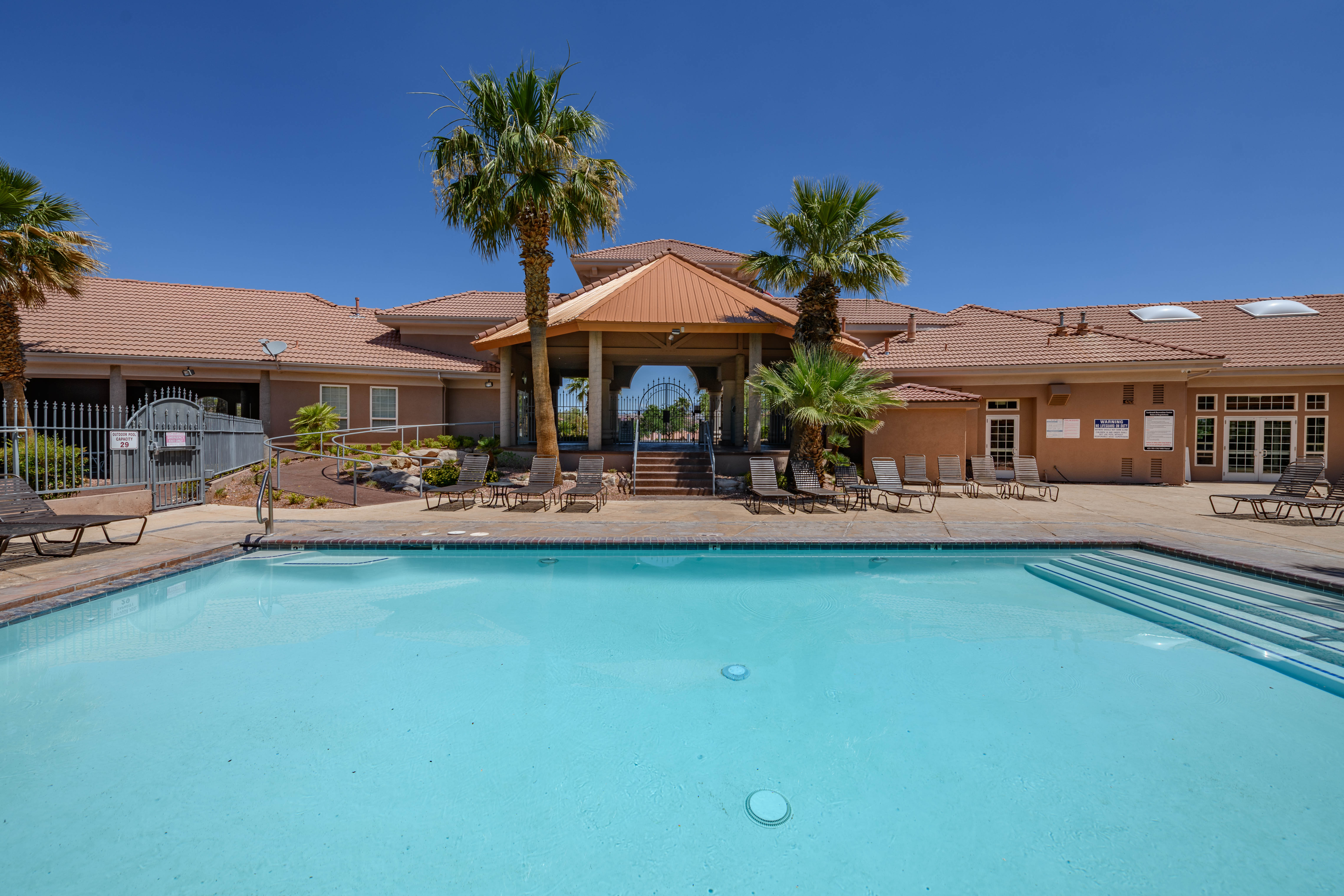 Outdoor swimming pool