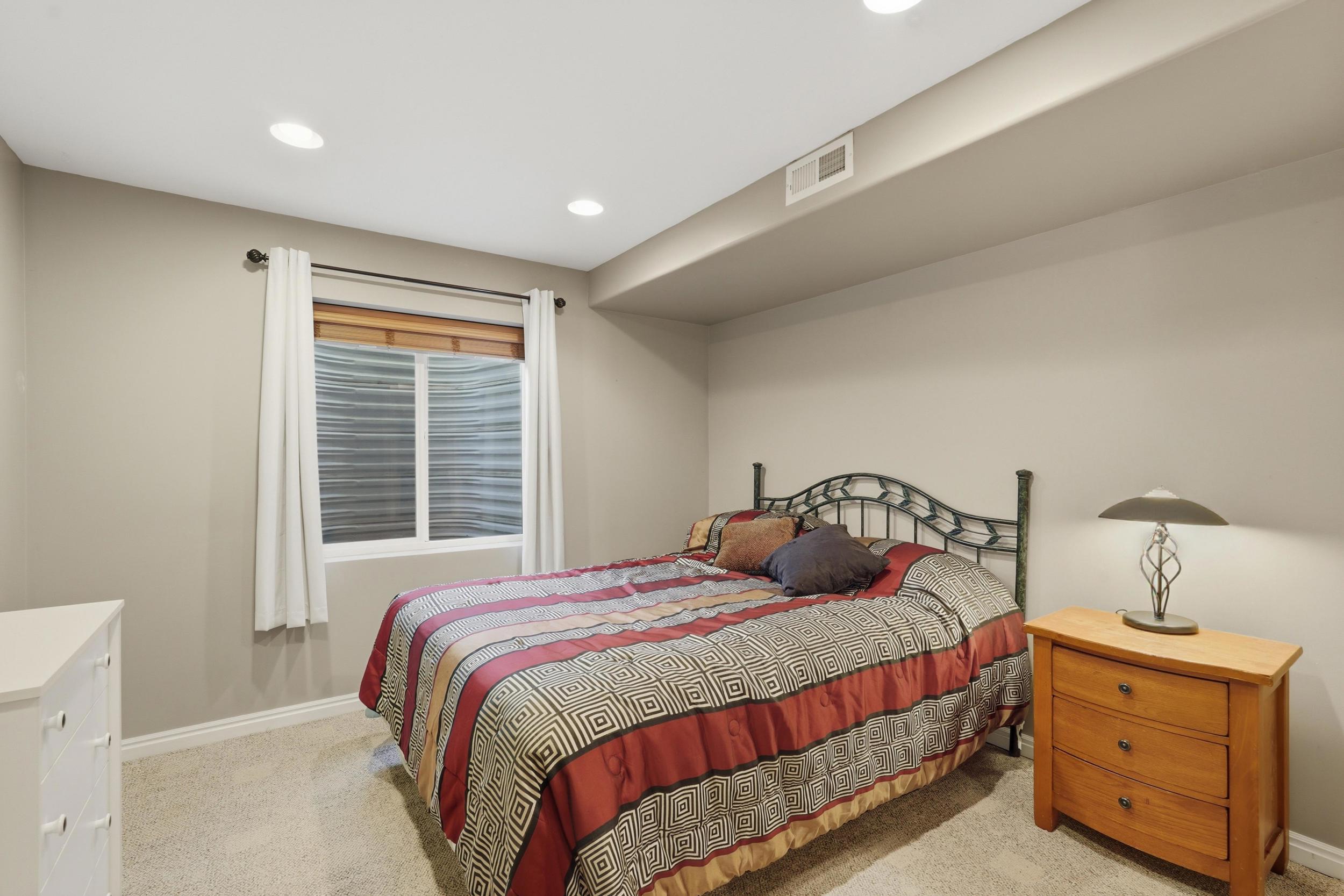 Fourth bedroom