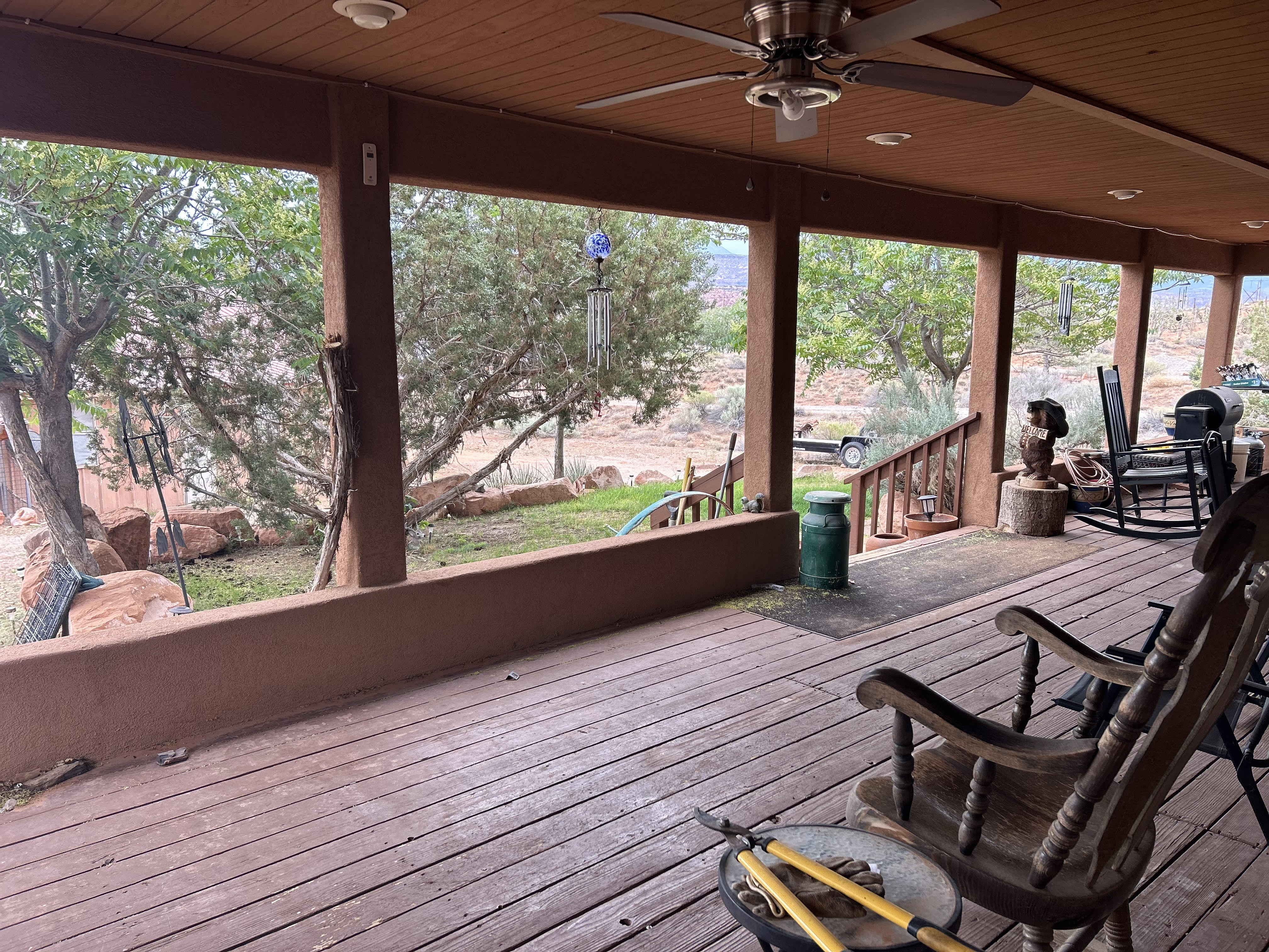 Covered front porch.