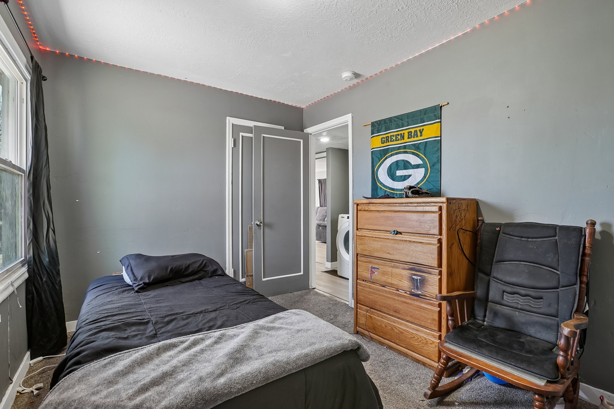 Upstairs Bedroom 2