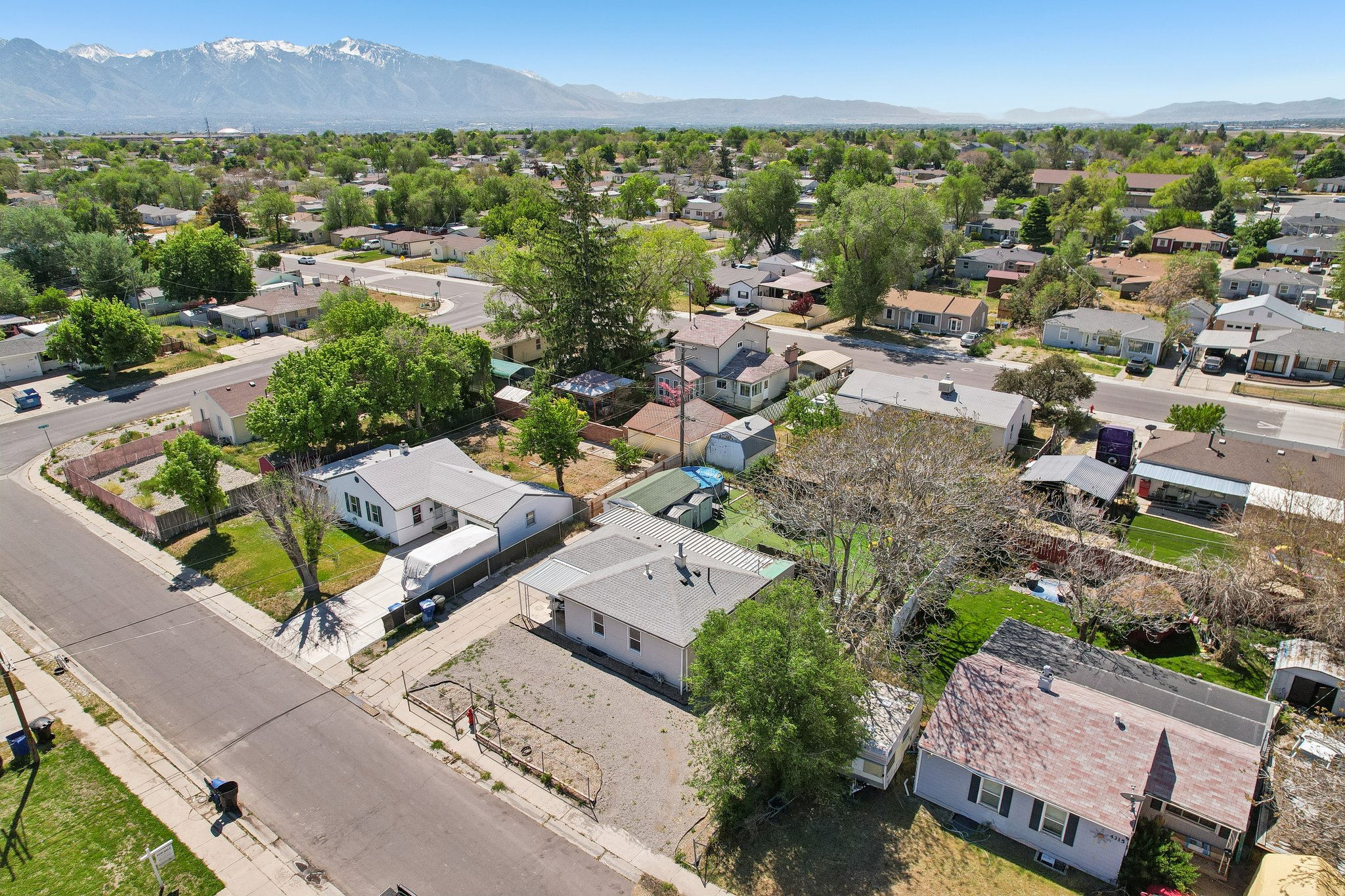 Quiet Neighborhood