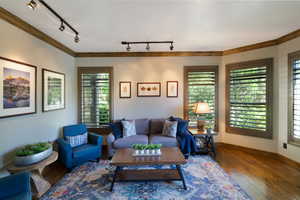 Entry sitting room
