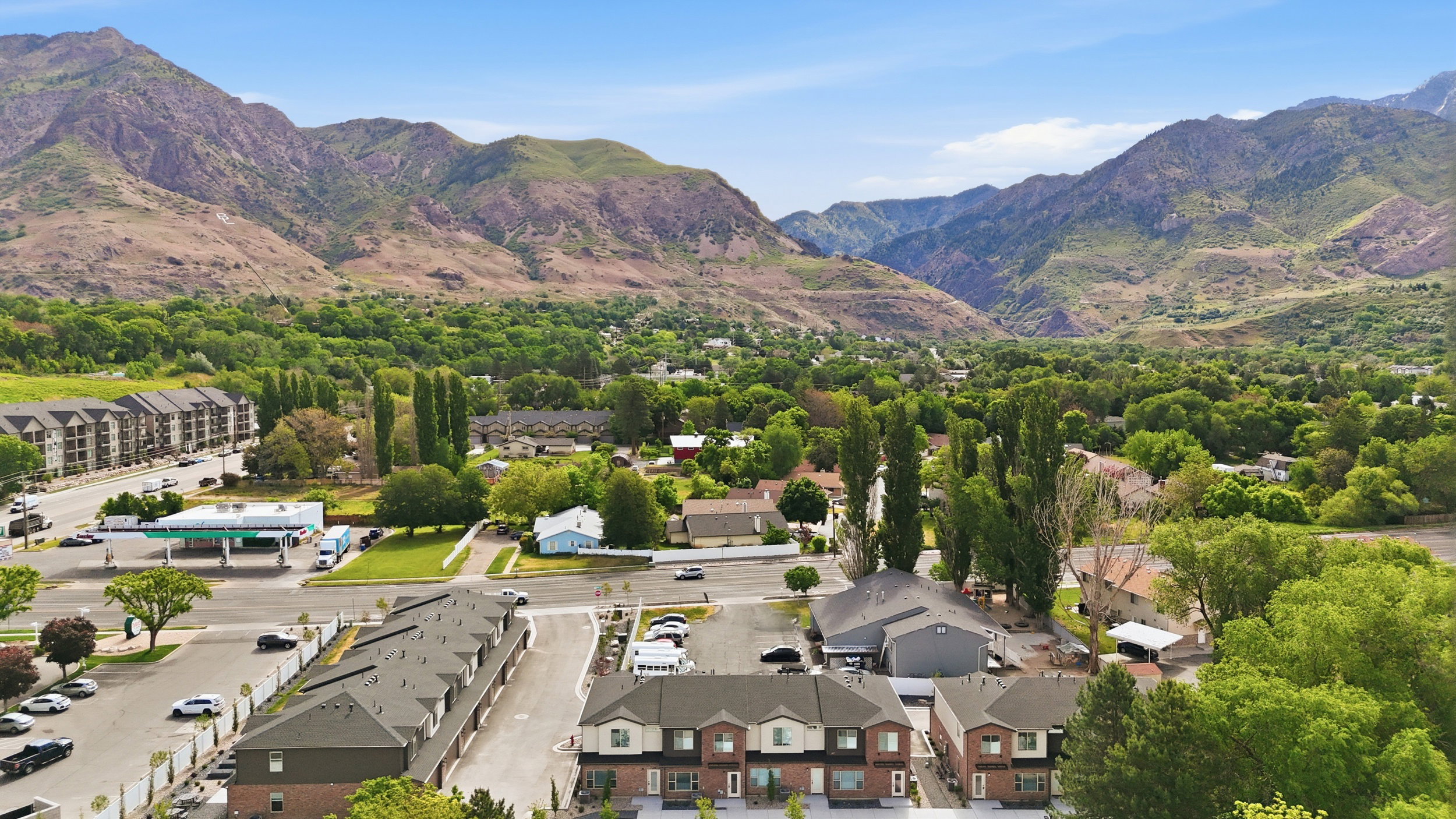 Townhome community with mountain backdrop