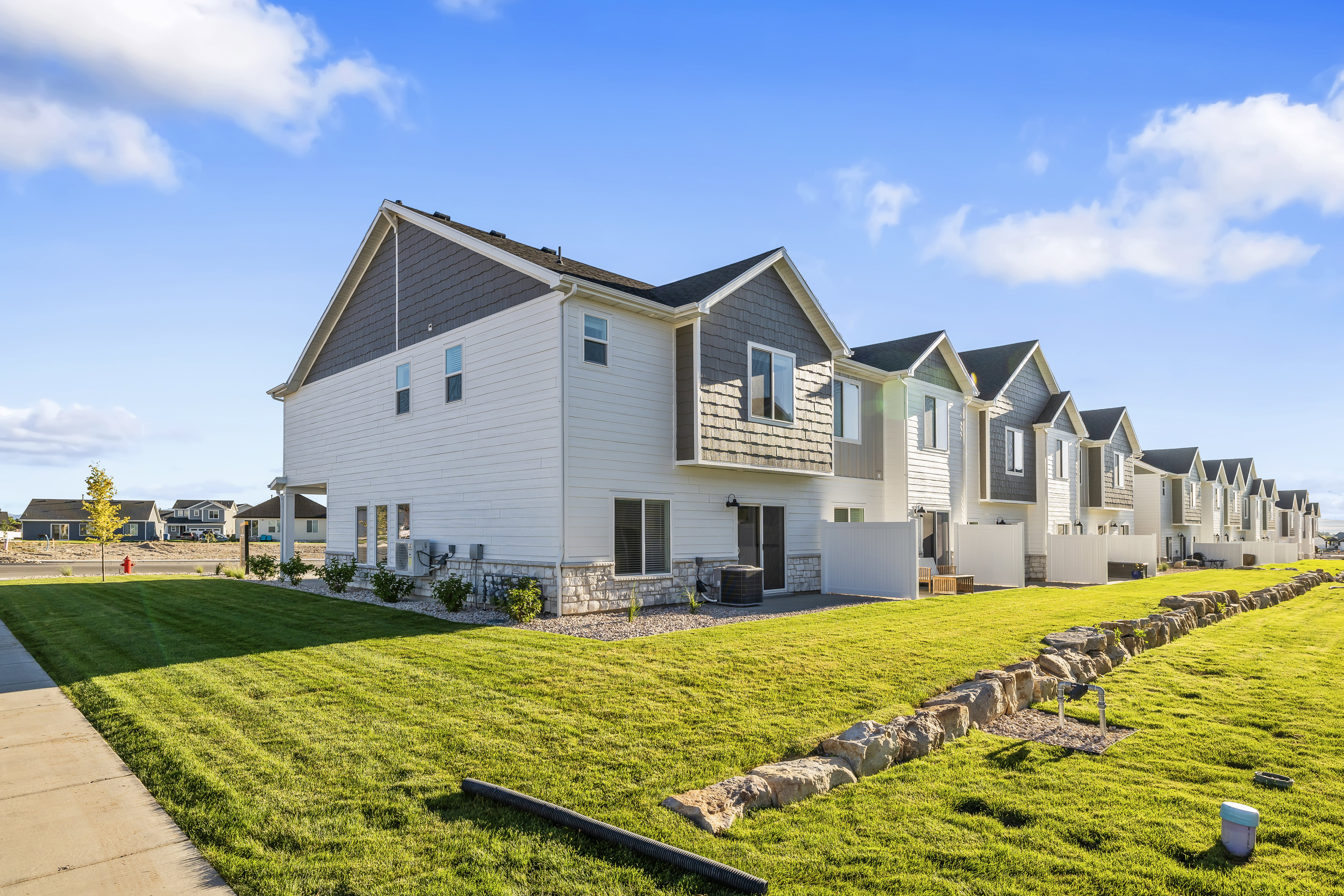Photos shown are of the Model Home featuring the same floorplan. Finishes and selections may vary from the actual home.