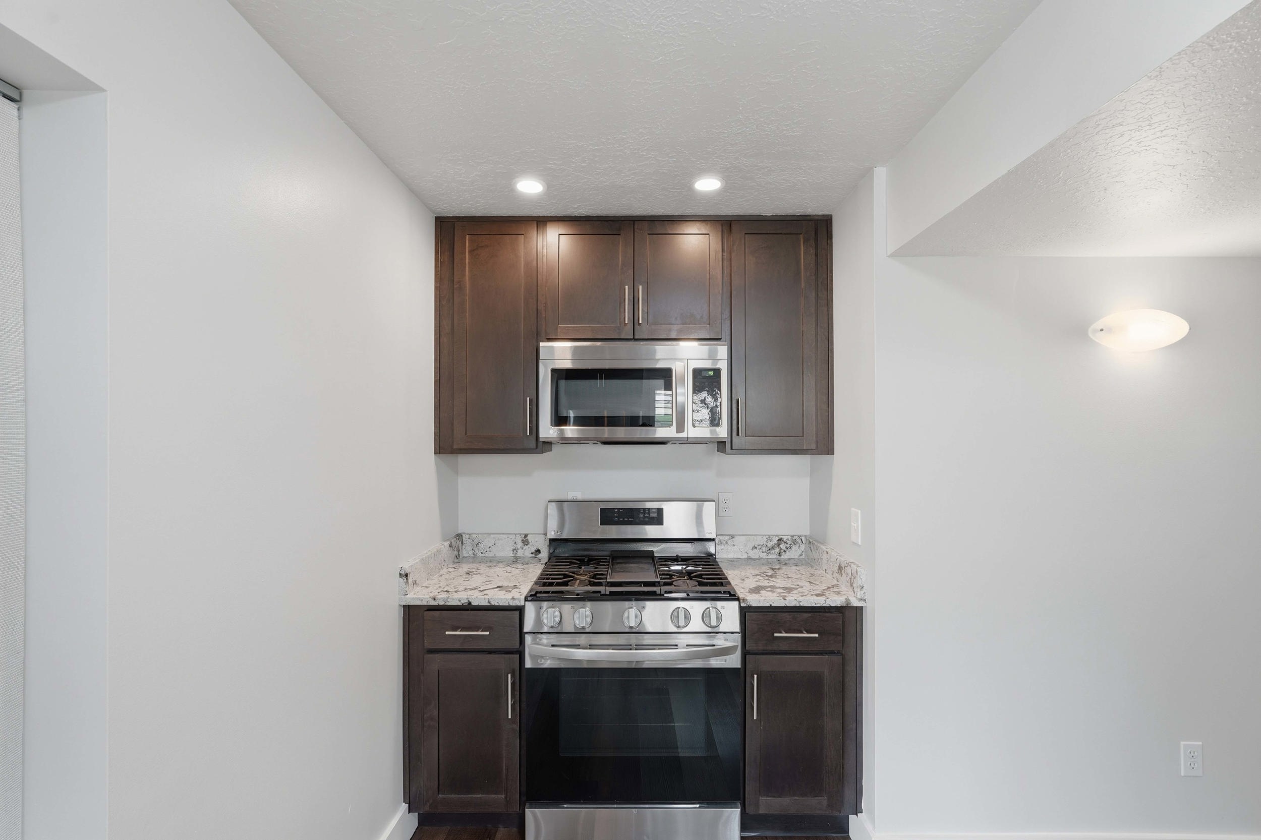 2nd Kitchen/Dining