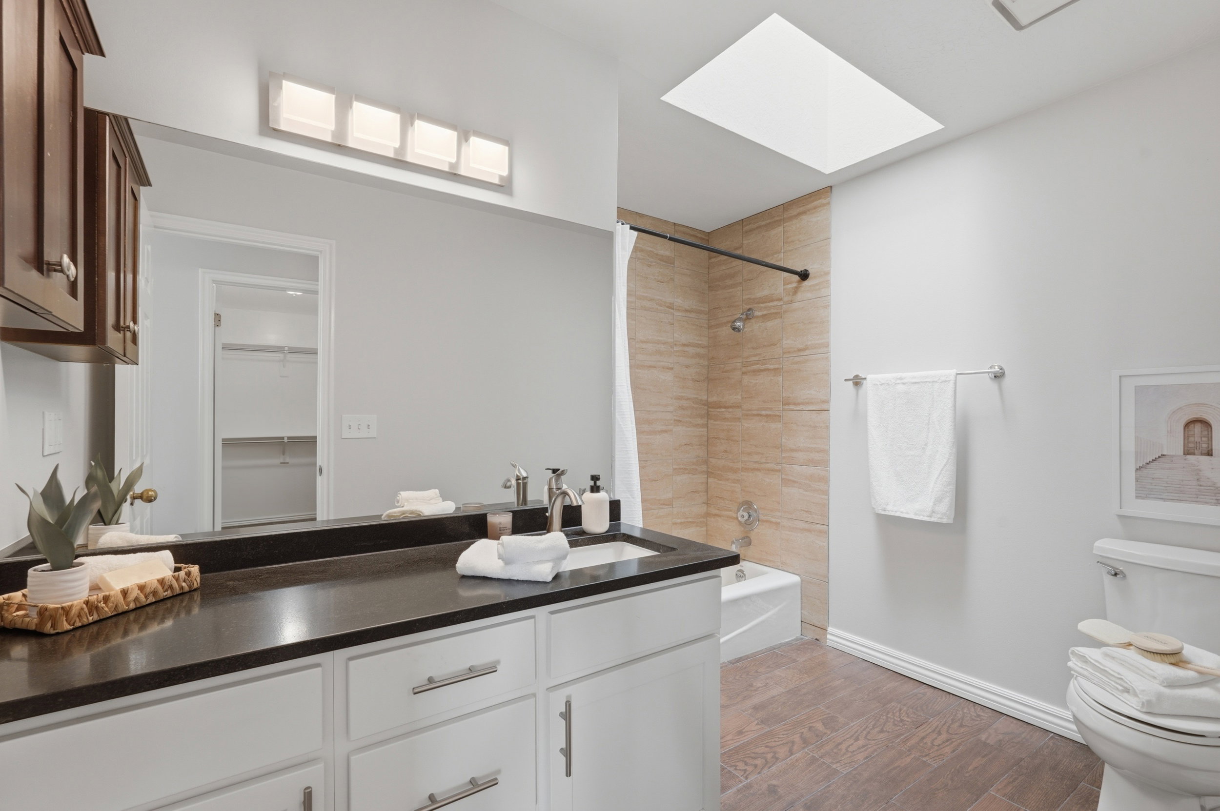 Primary Bedroom/Bathroom