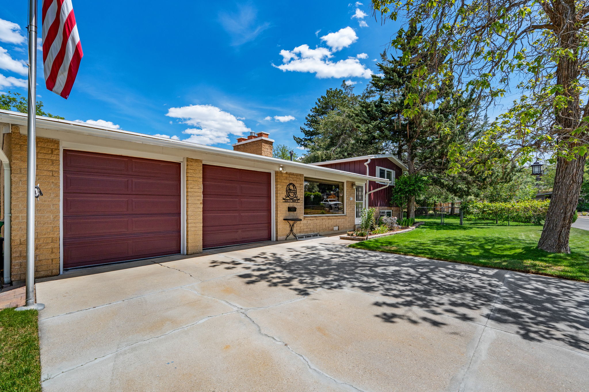 Cottonwood Heights Neighborhood! Mountain Views! Corner Lot! Mature Trees. RV Parking. Private Yard.