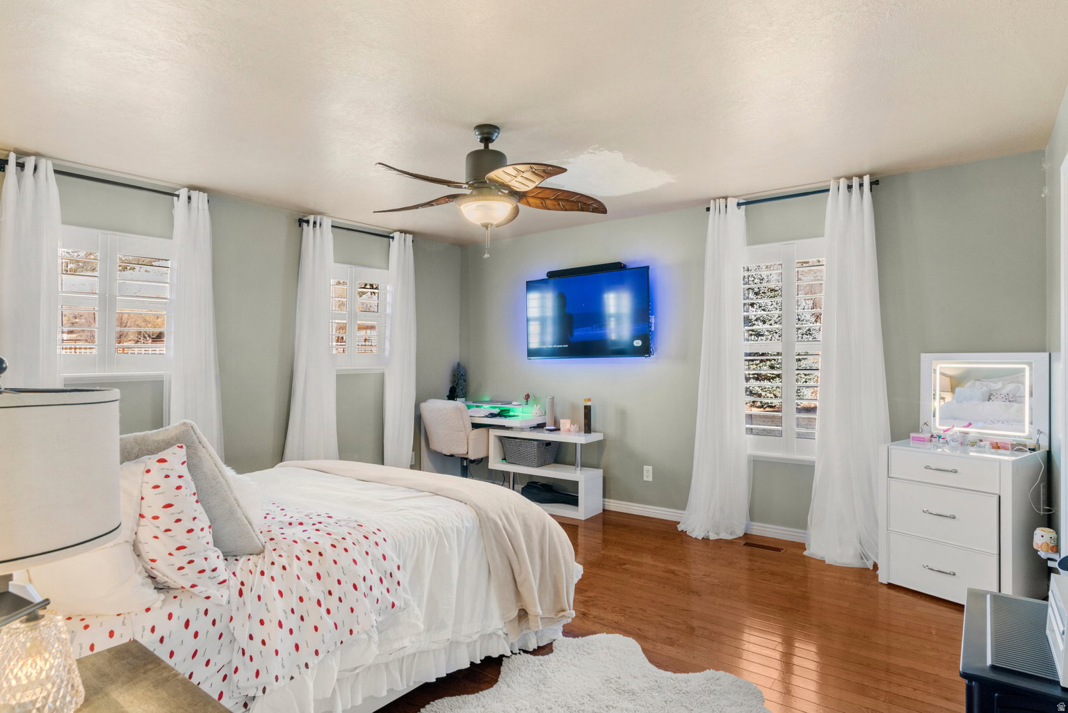 Hardwood-style flooring throughout
