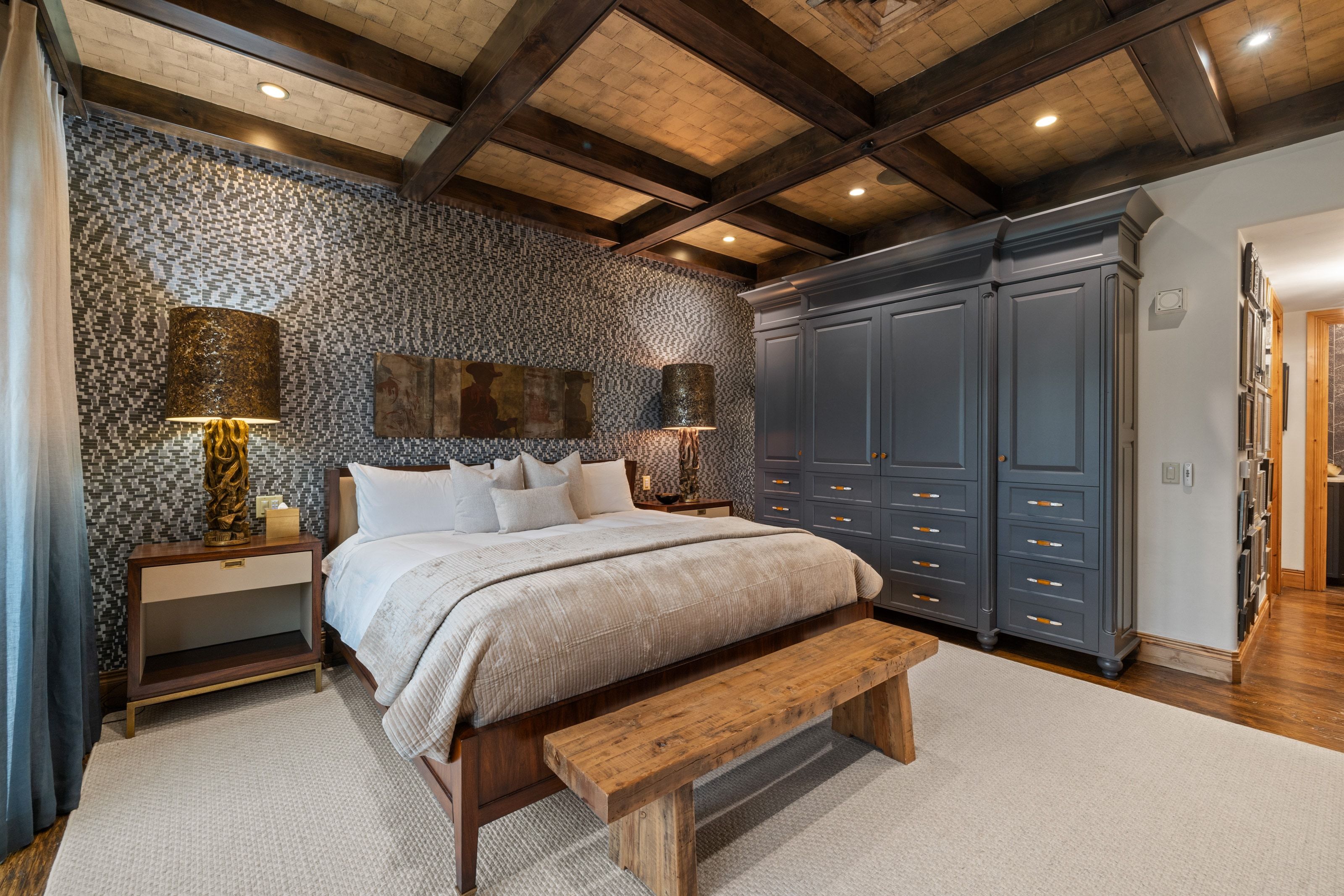 Accent wall featuring textured wall covering