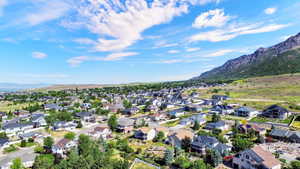 Expansive residential community with a mountainous backdrop