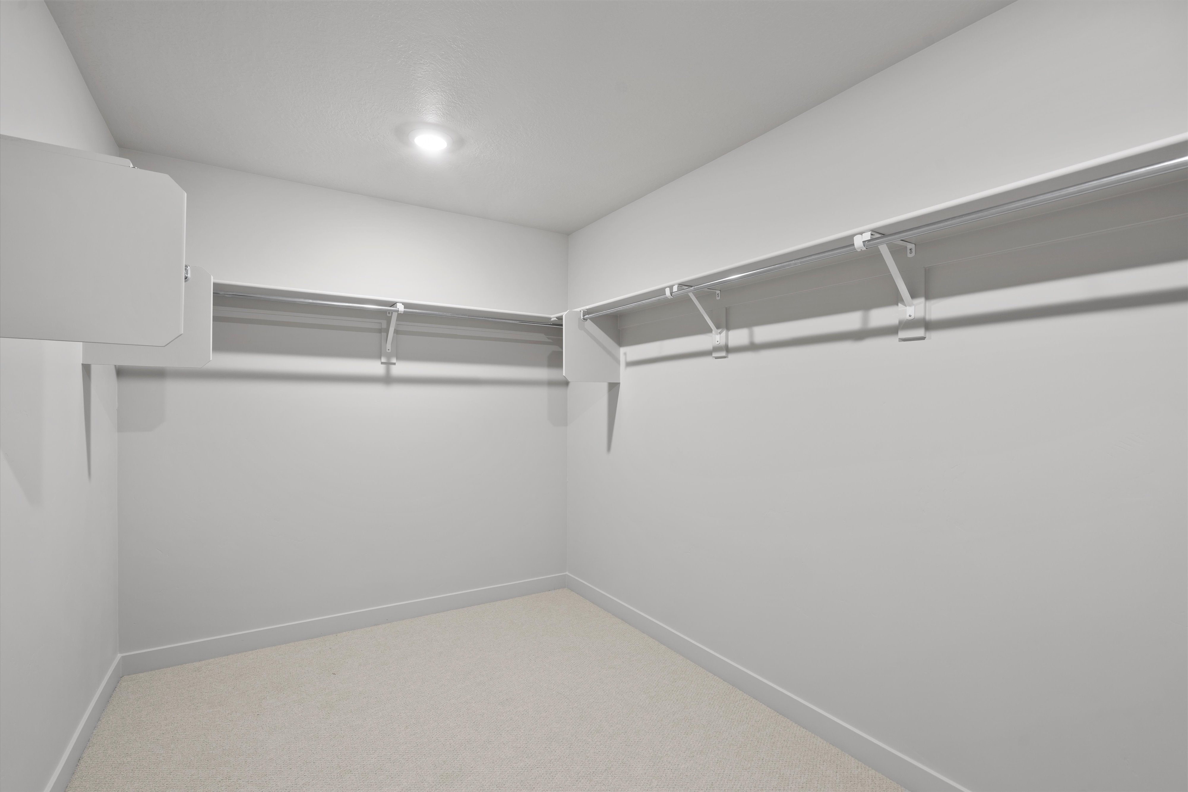 Walk in closet