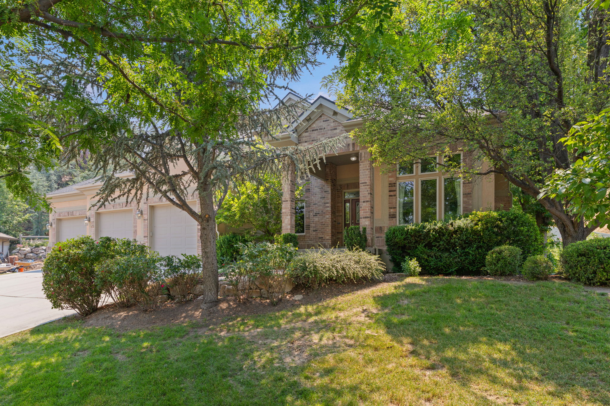 11486 S MARKRIDGE CIR South Jordan UT 84095