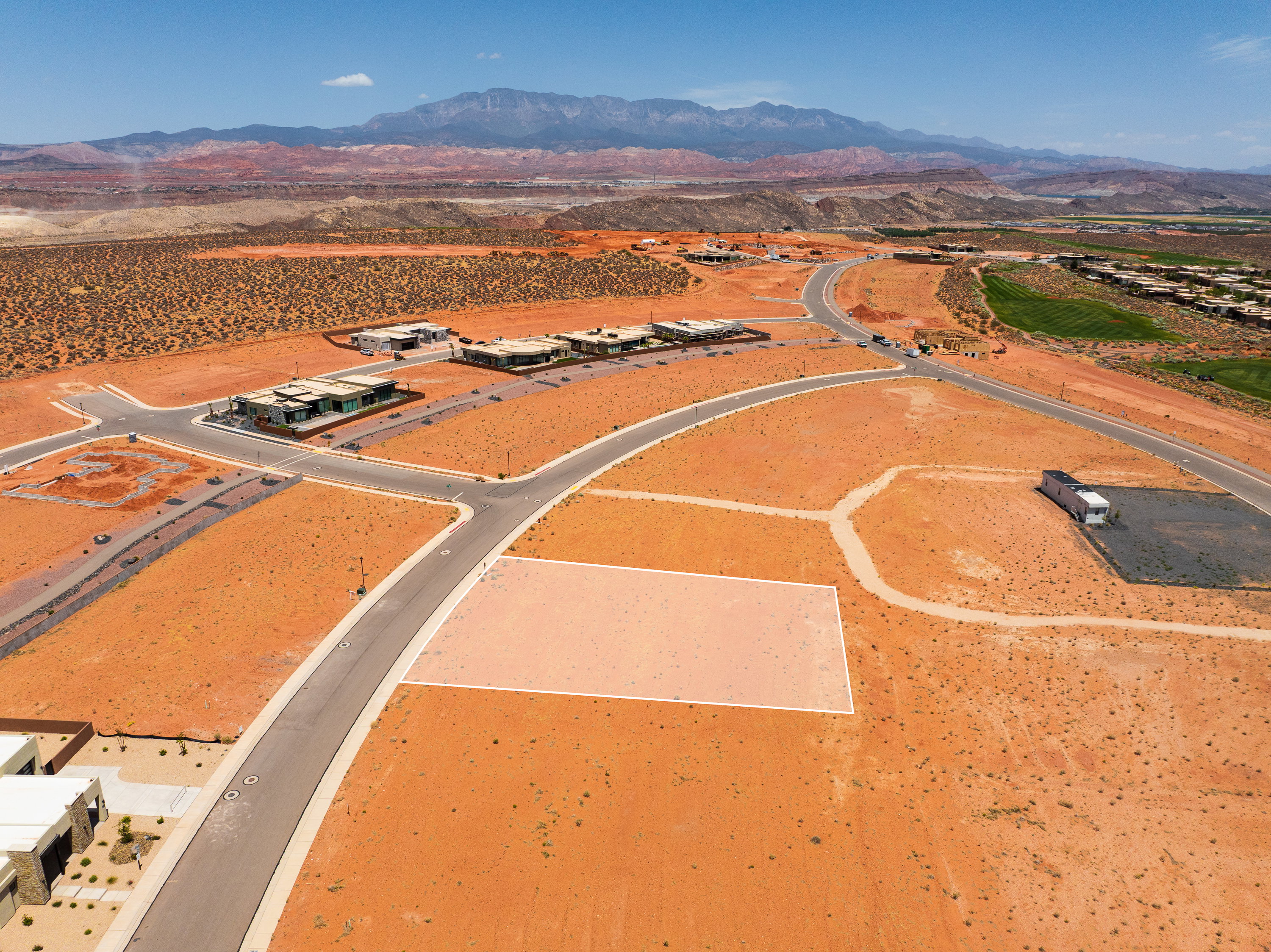 Gorgeous .46 Acre Lot in the Estates at Sand Hollow