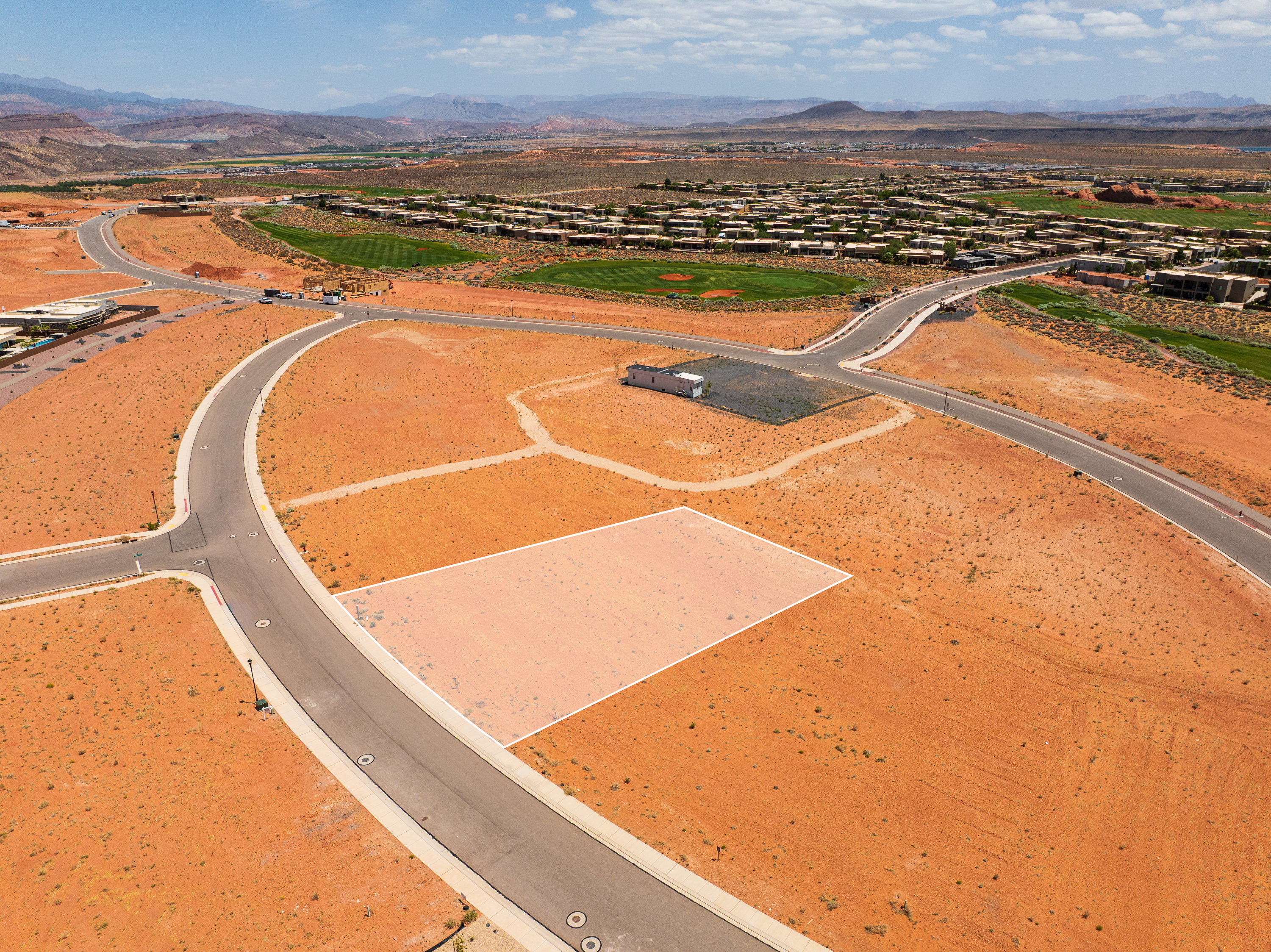 Gorgeous .46 Acre Lot in the Estates at Sand Hollow
