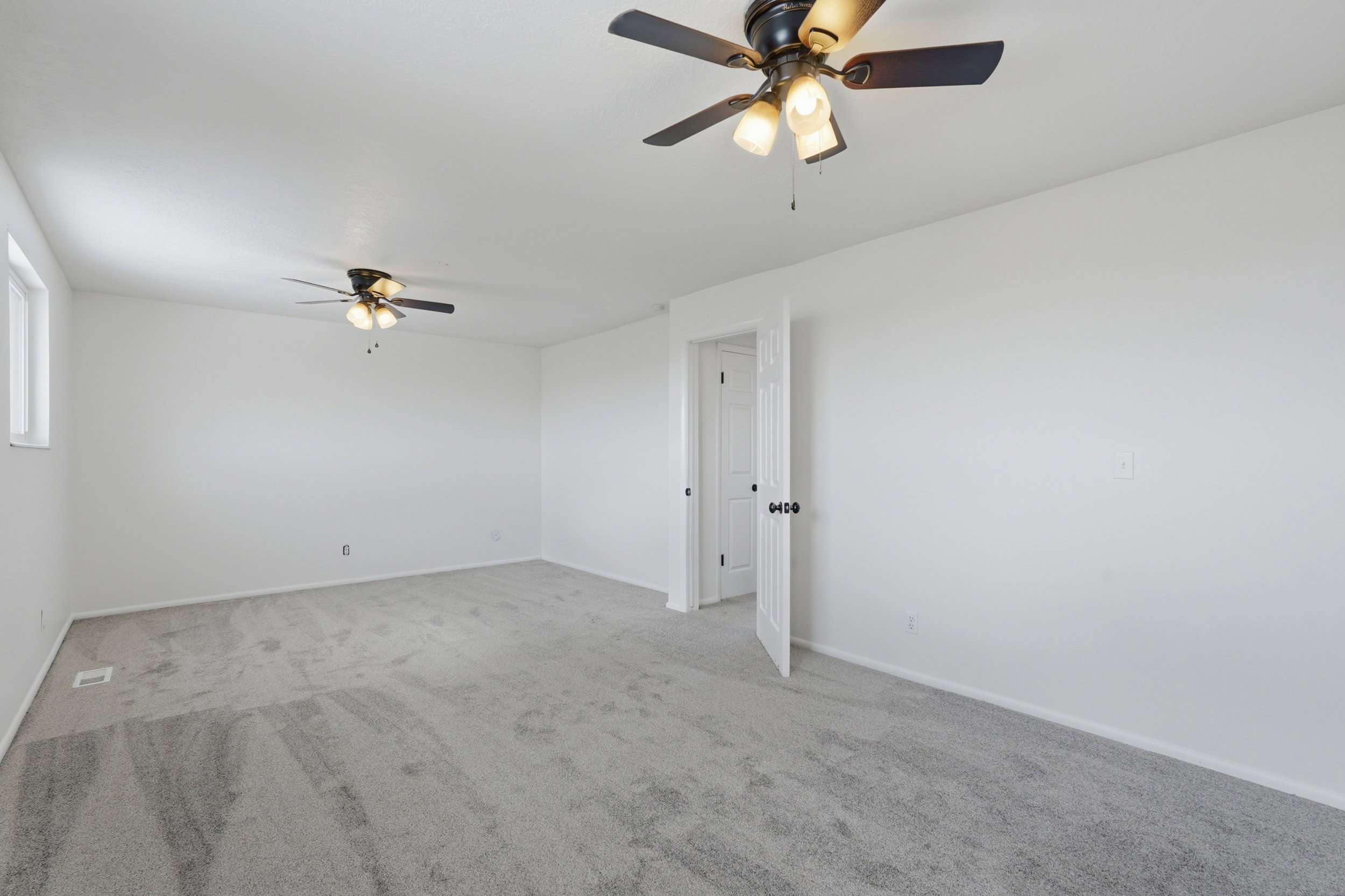 Empty room