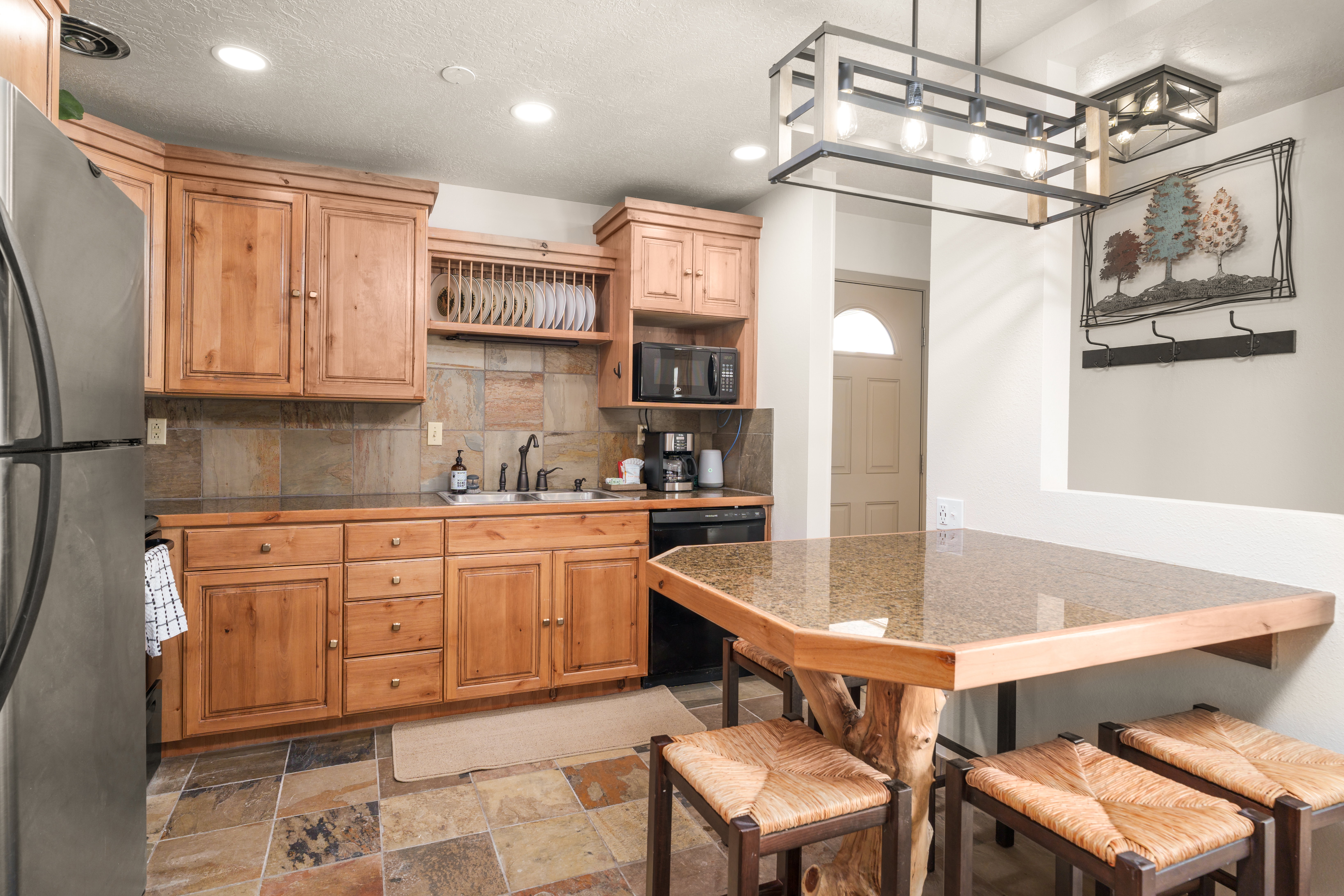 Fully furnished kitchen