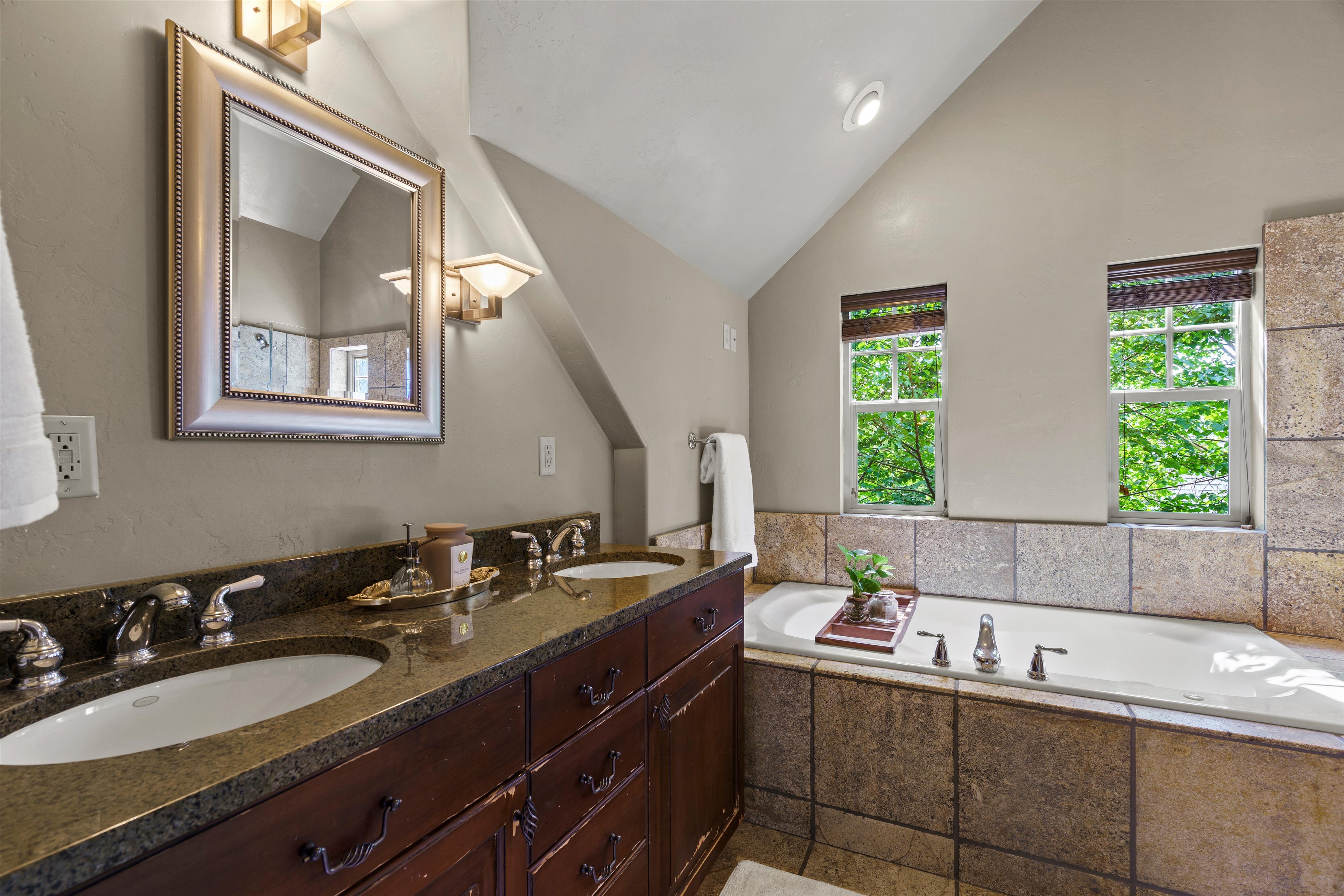 Primary ensuite
