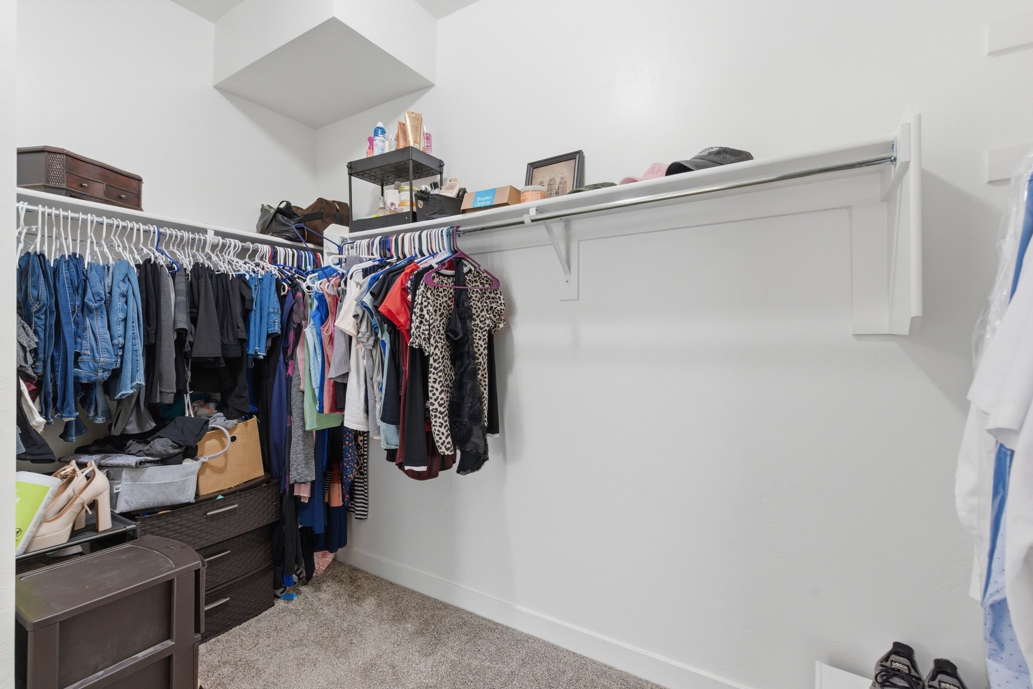 Walk-in closet