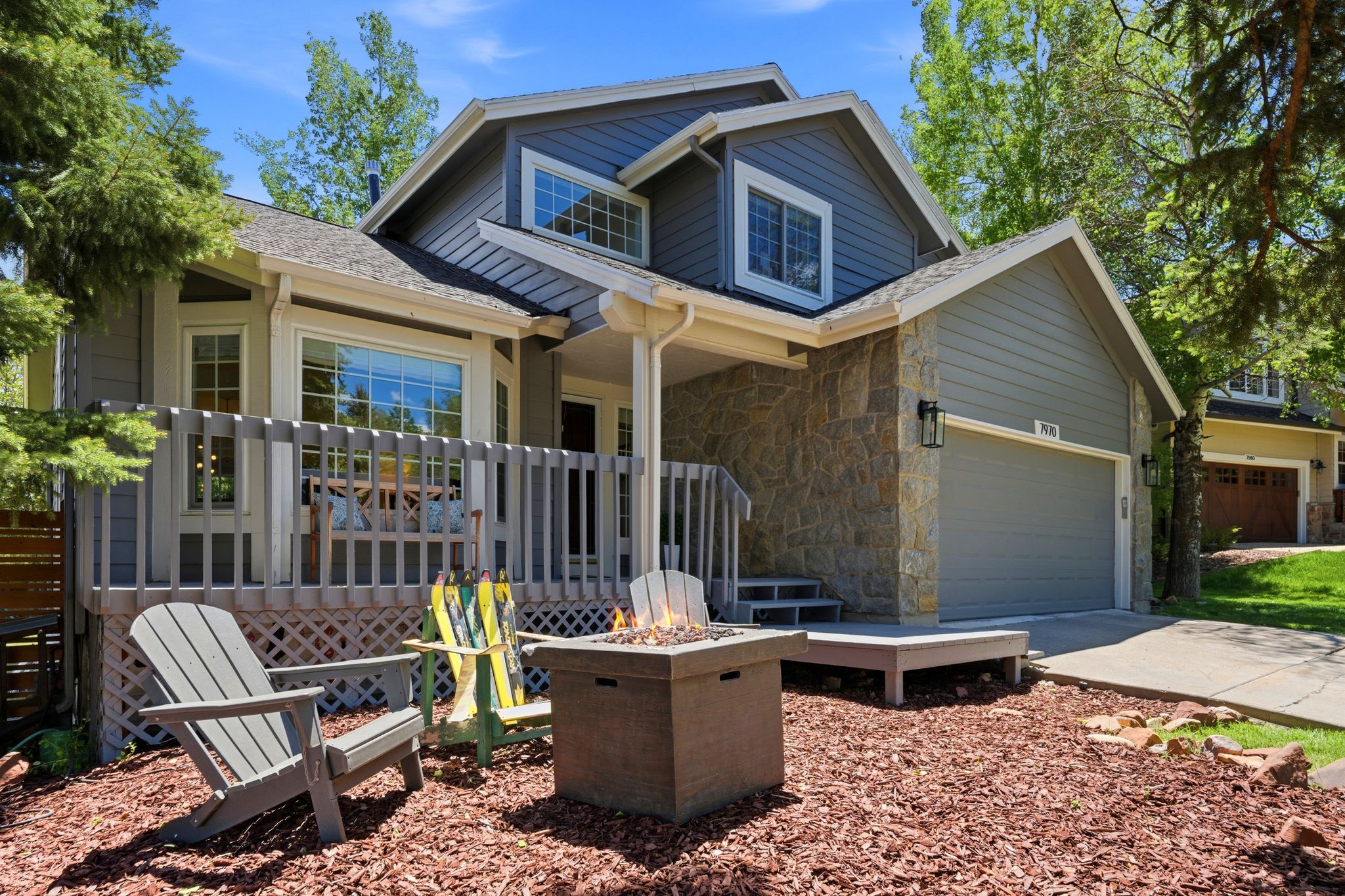 Front with cozy seating area