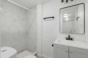 Basement ensuite 3/4 bathroom
